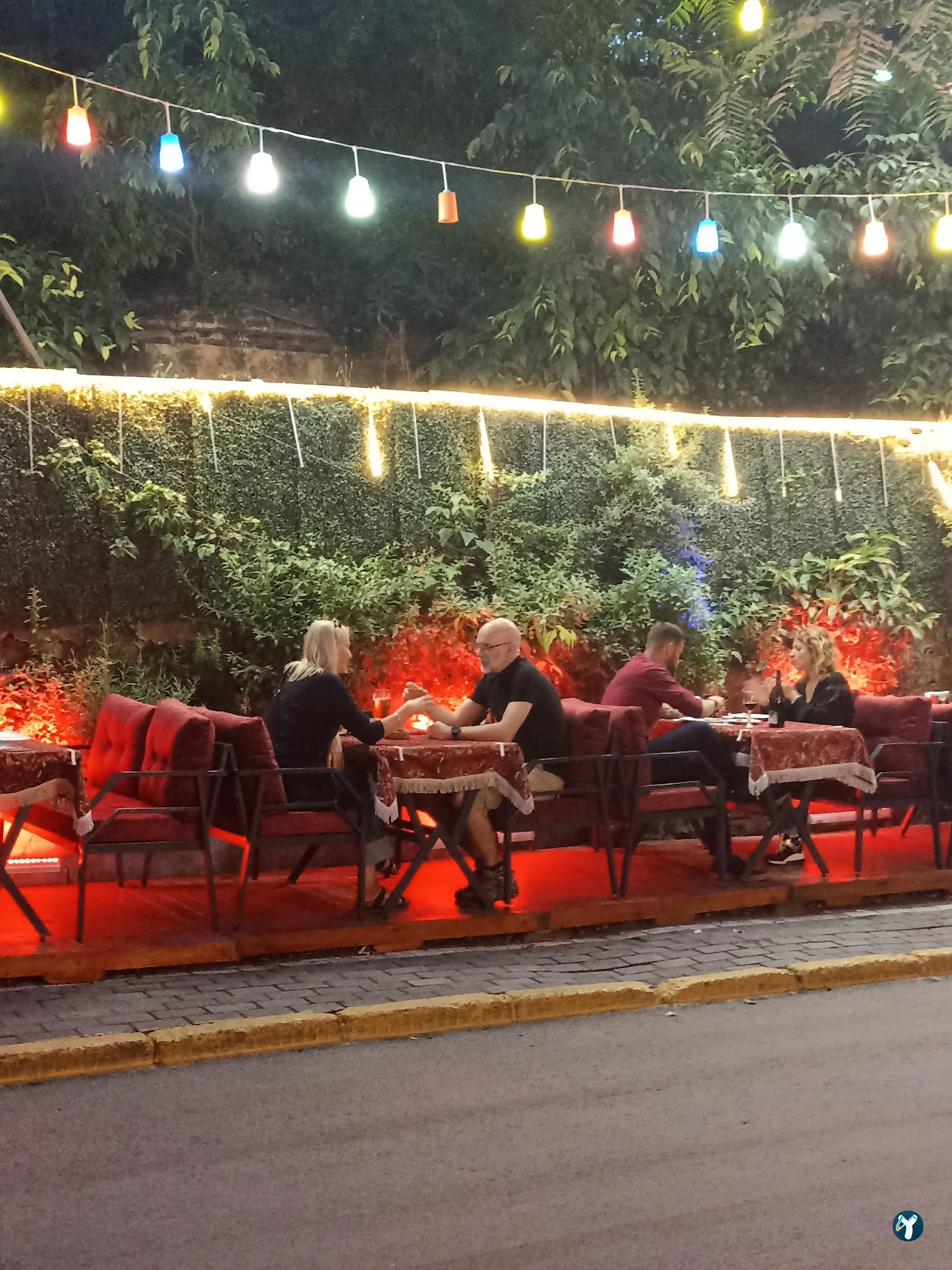 Casa De Madera Restaurant