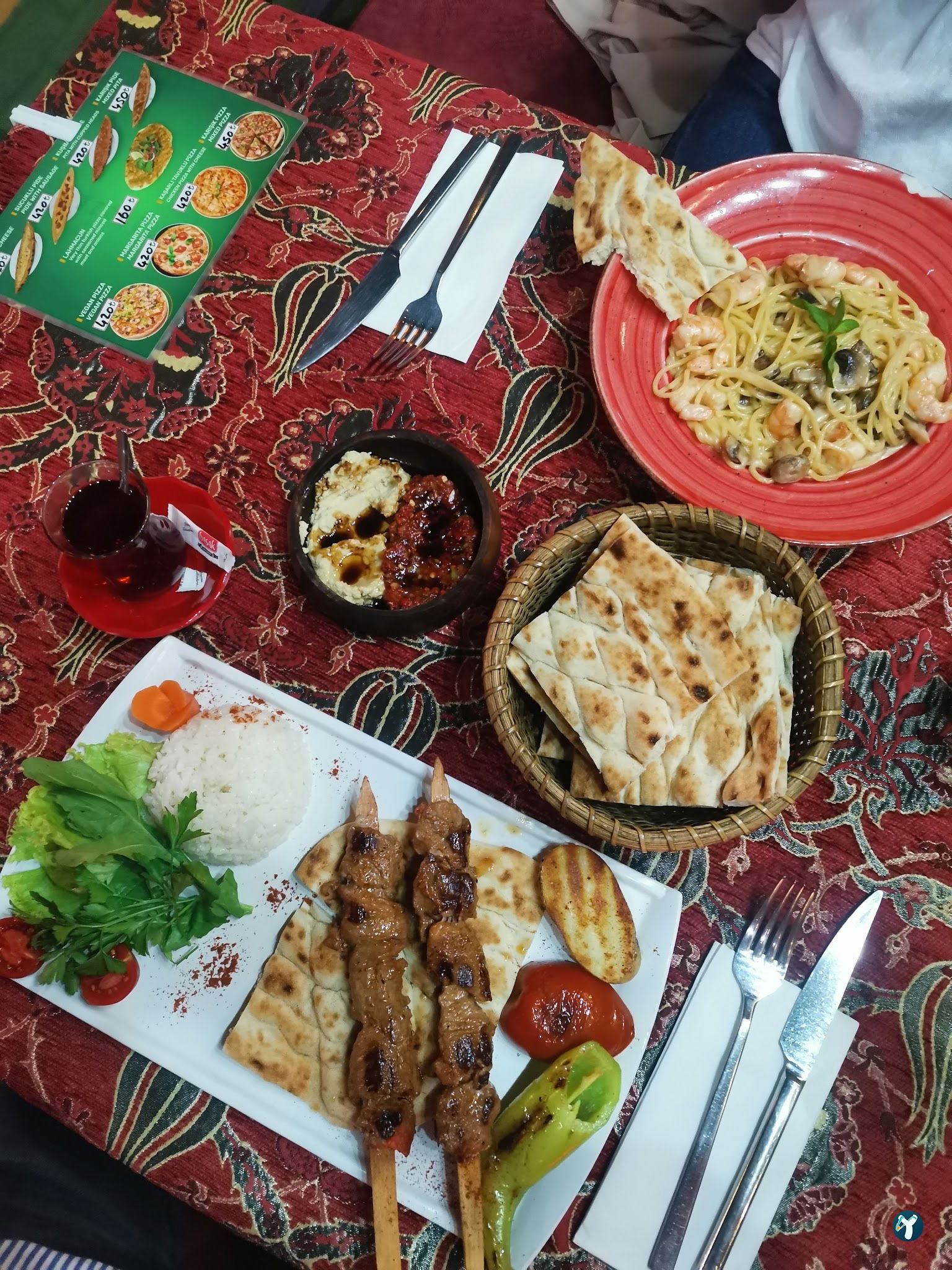Casa De Madera Restaurant