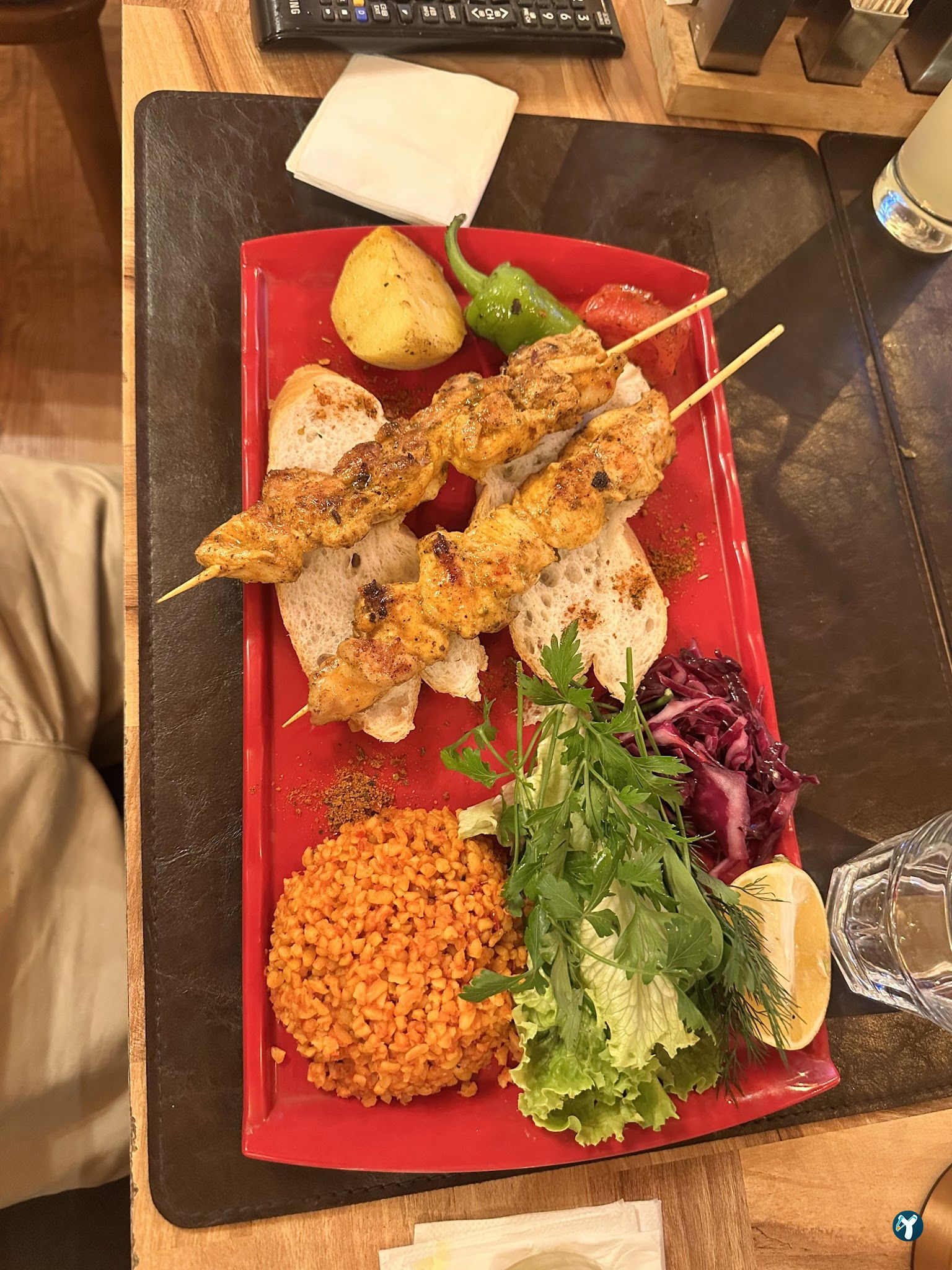 Casa De Madera Restaurant