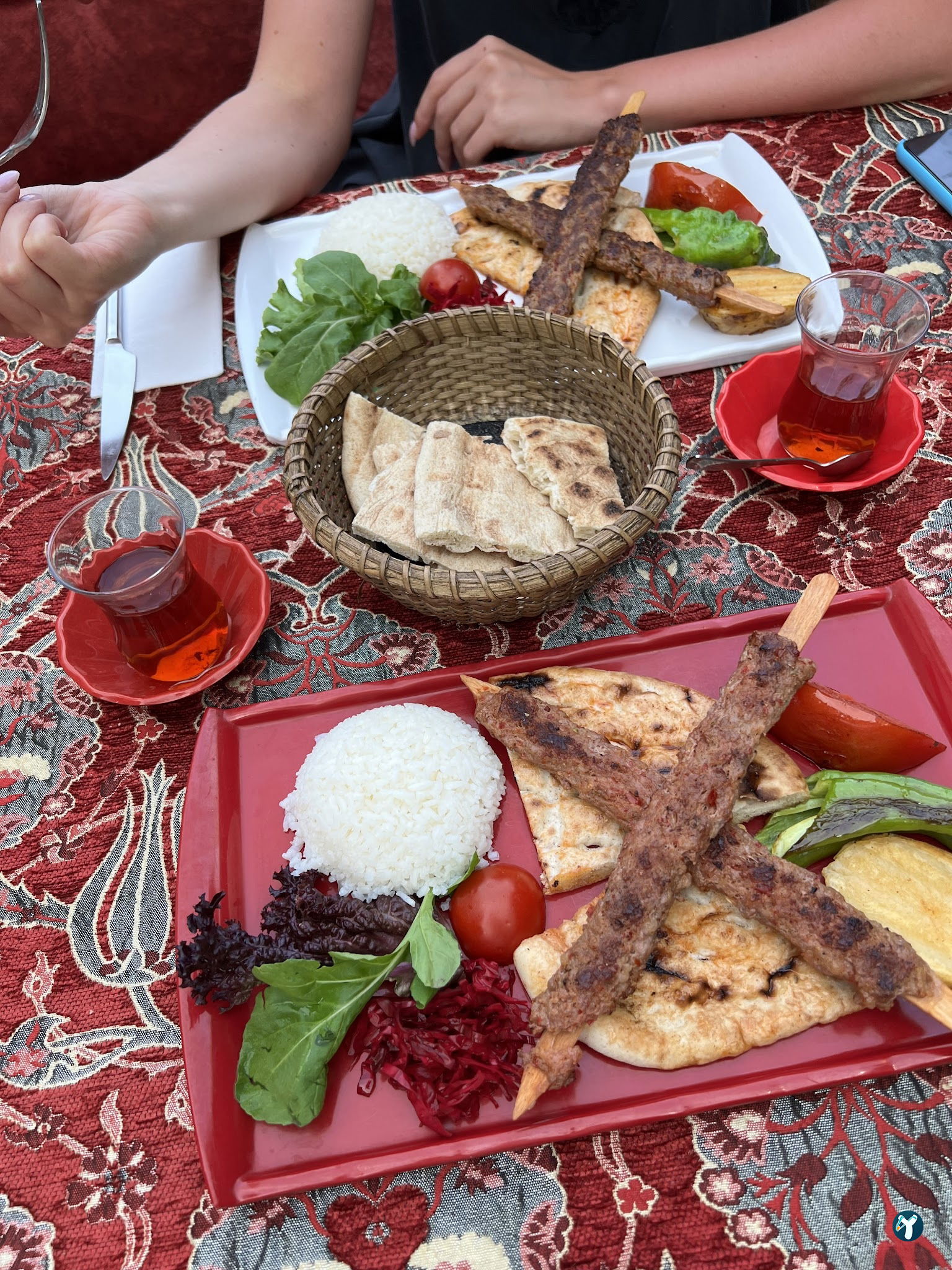 Casa De Madera Restaurant