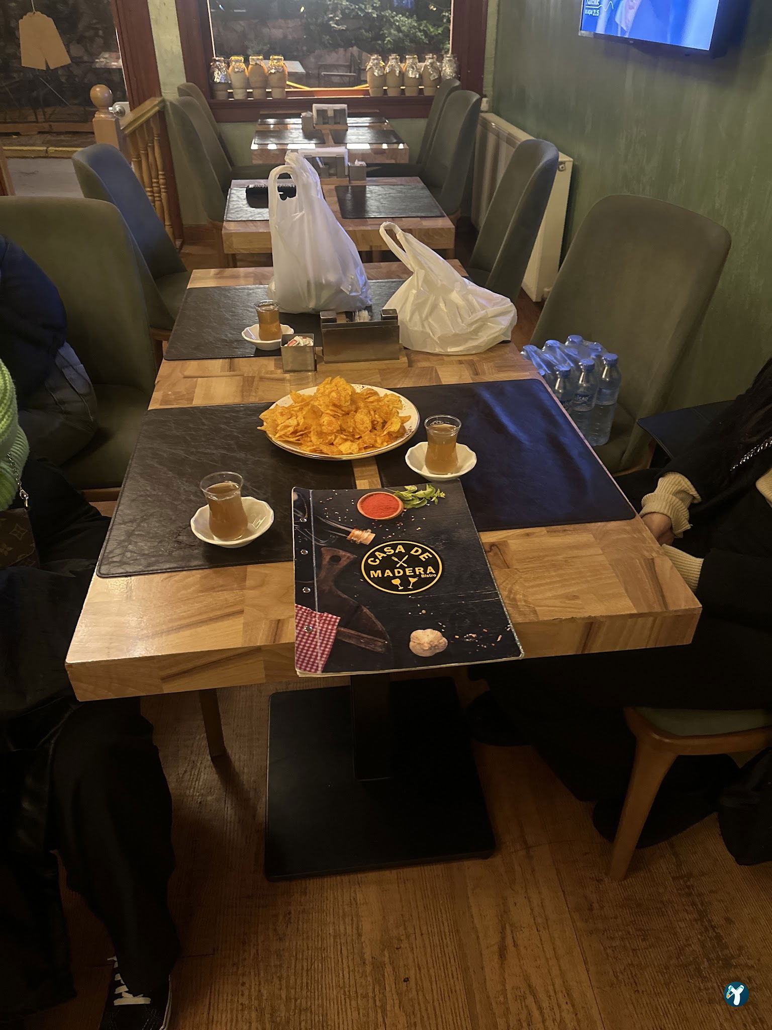 Casa De Madera Restaurant