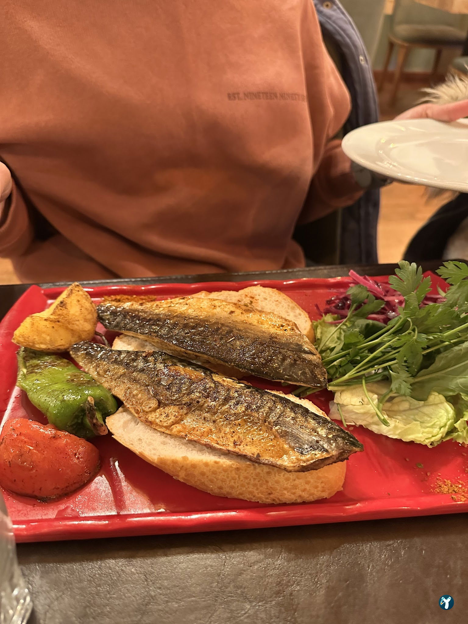 Casa De Madera Restaurant
