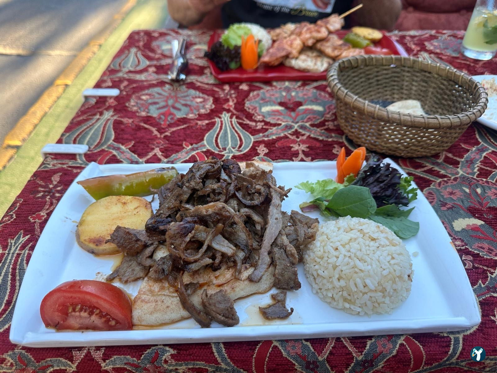 Casa De Madera Restaurant