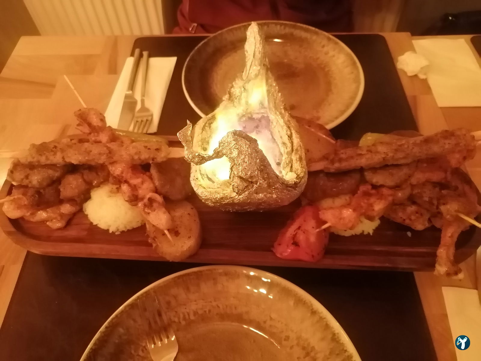 Casa De Madera Restaurant