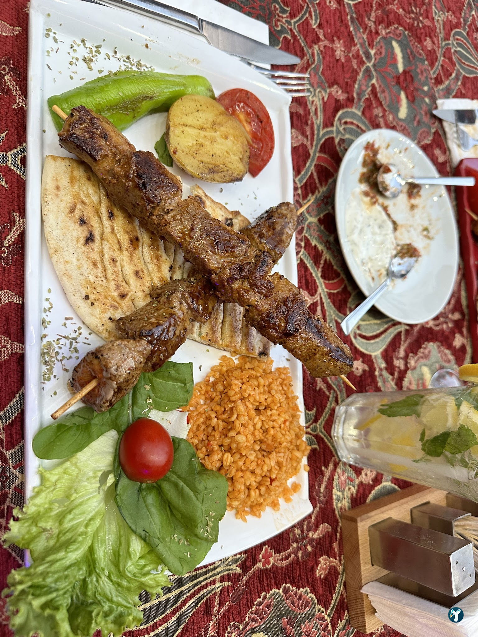 Casa De Madera Restaurant