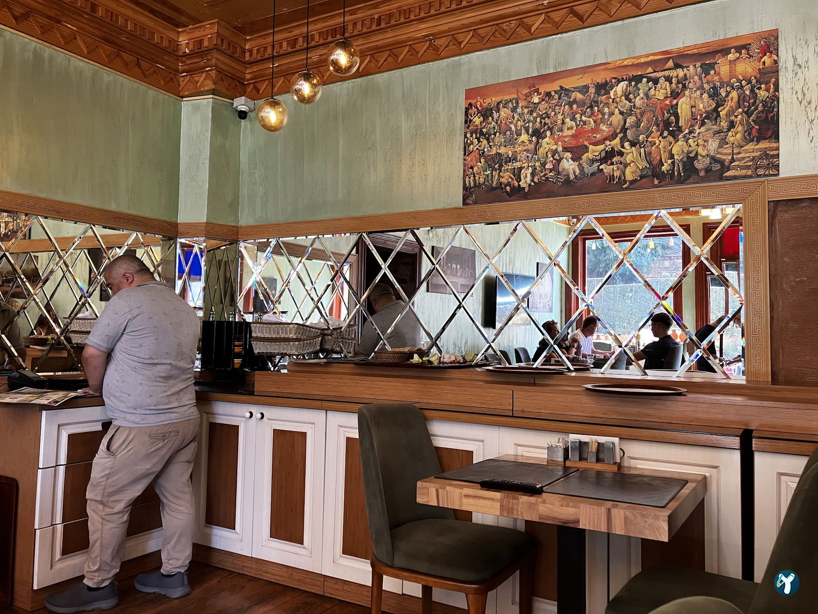 Casa De Madera Restaurant