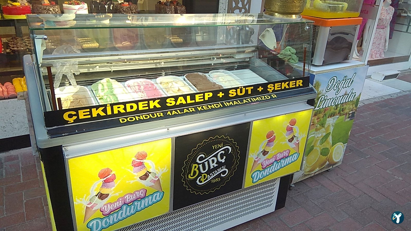 Yeni Burc Pastanesi