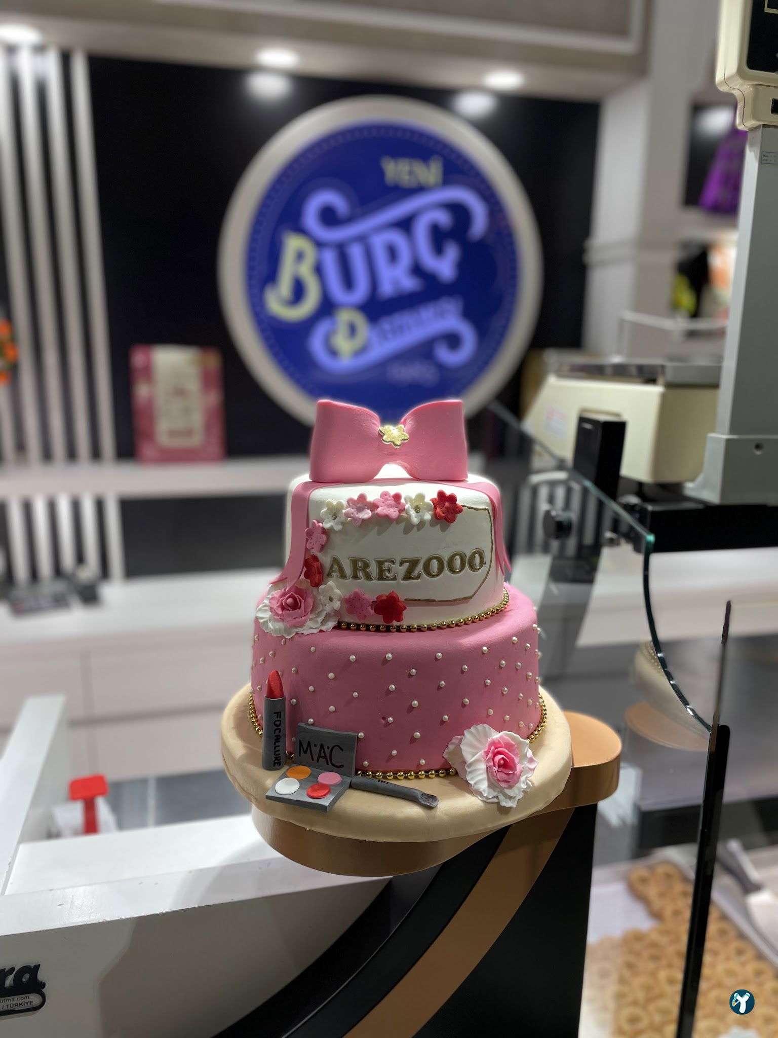 Yeni Burc Pastanesi