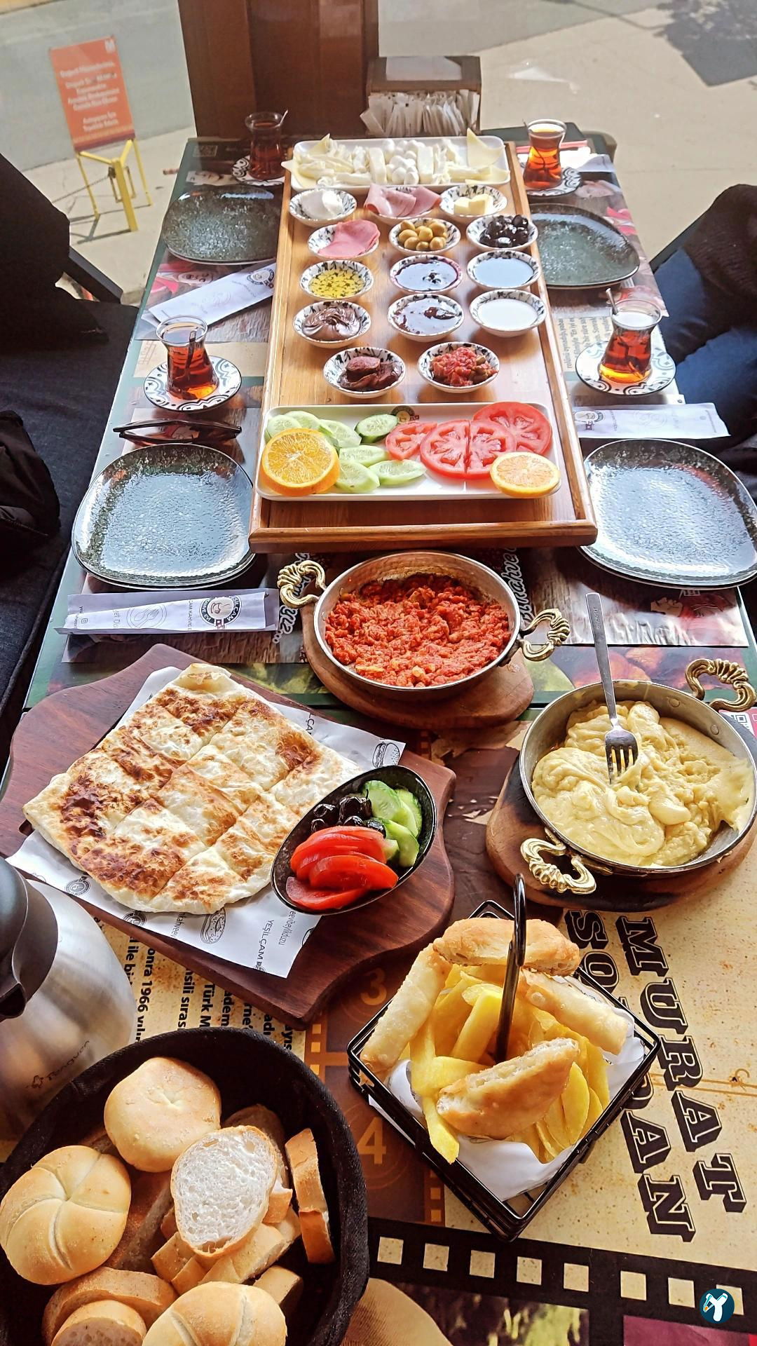 Yeşi̇lçam Kahve Evi̇ Beyli̇kdüzü