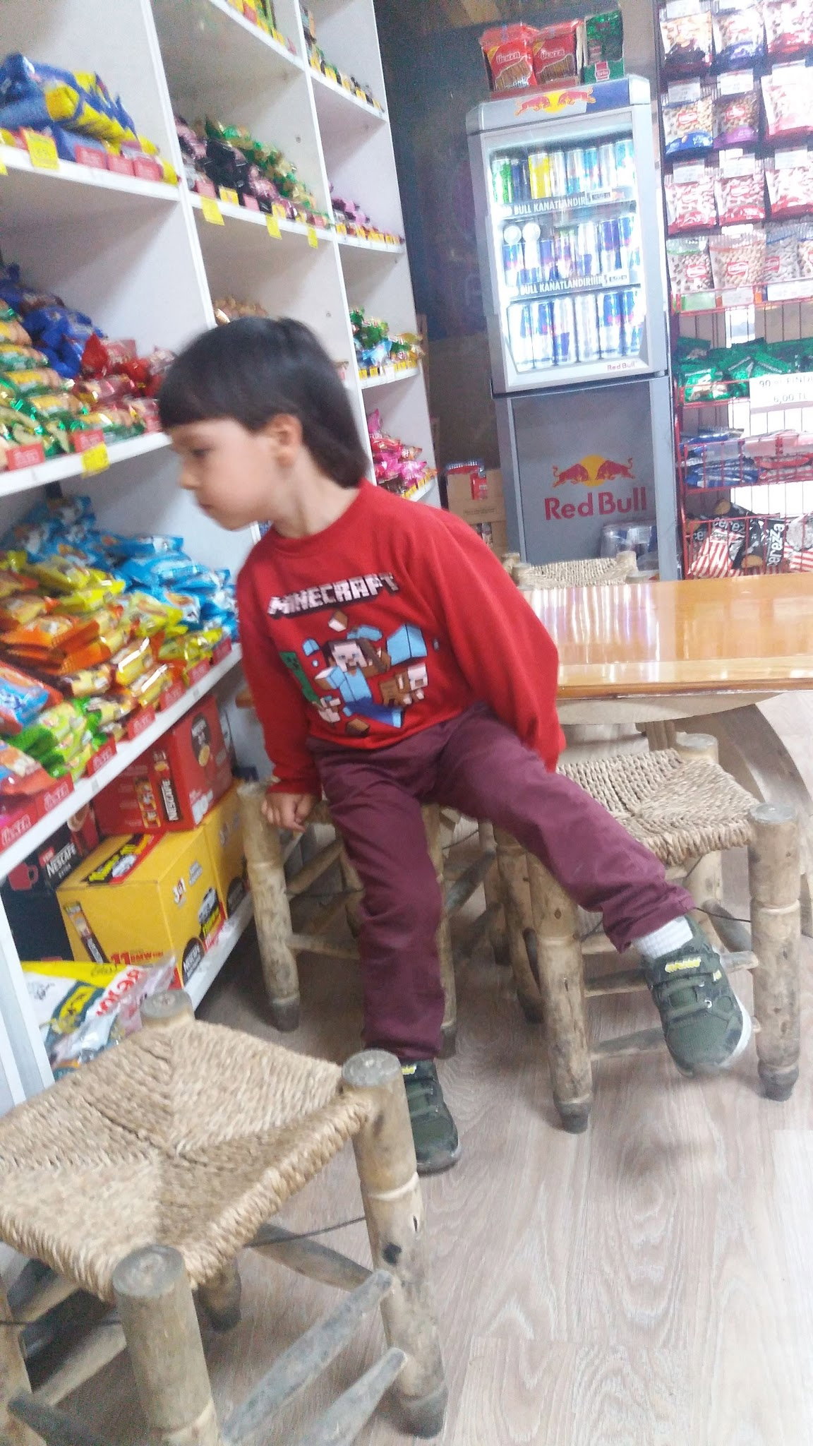 Şaşmaz Market Tekel Bayi̇i̇