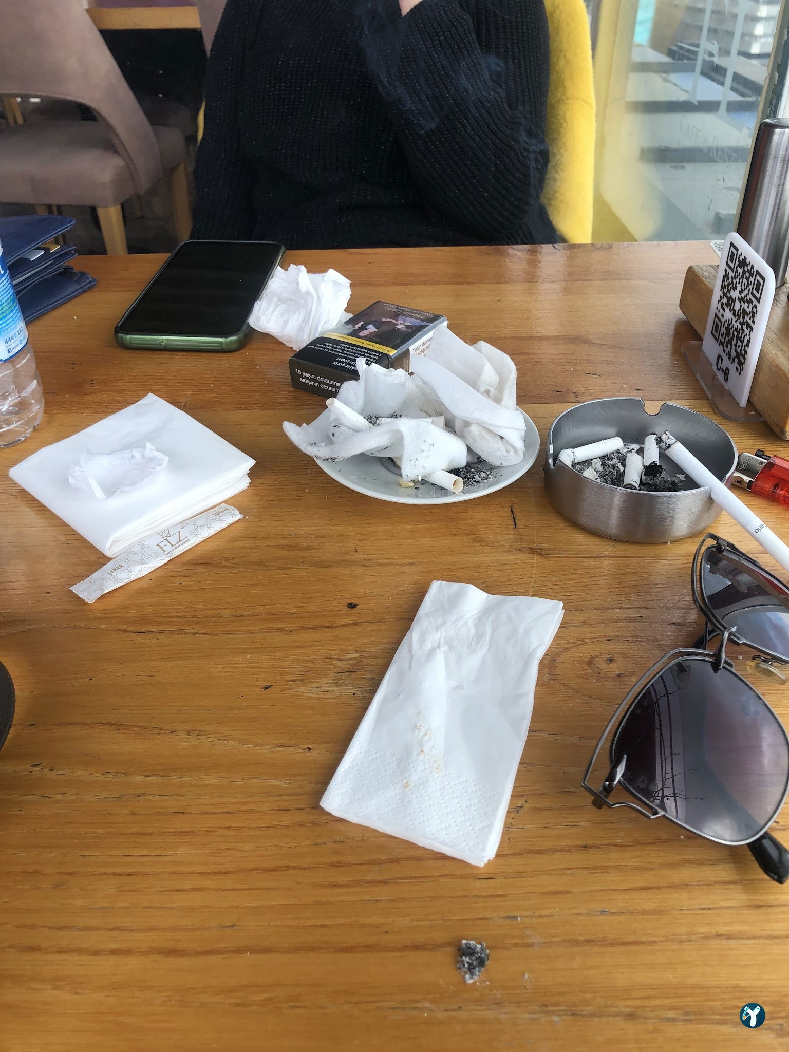 Flz Cafe & Restaurant