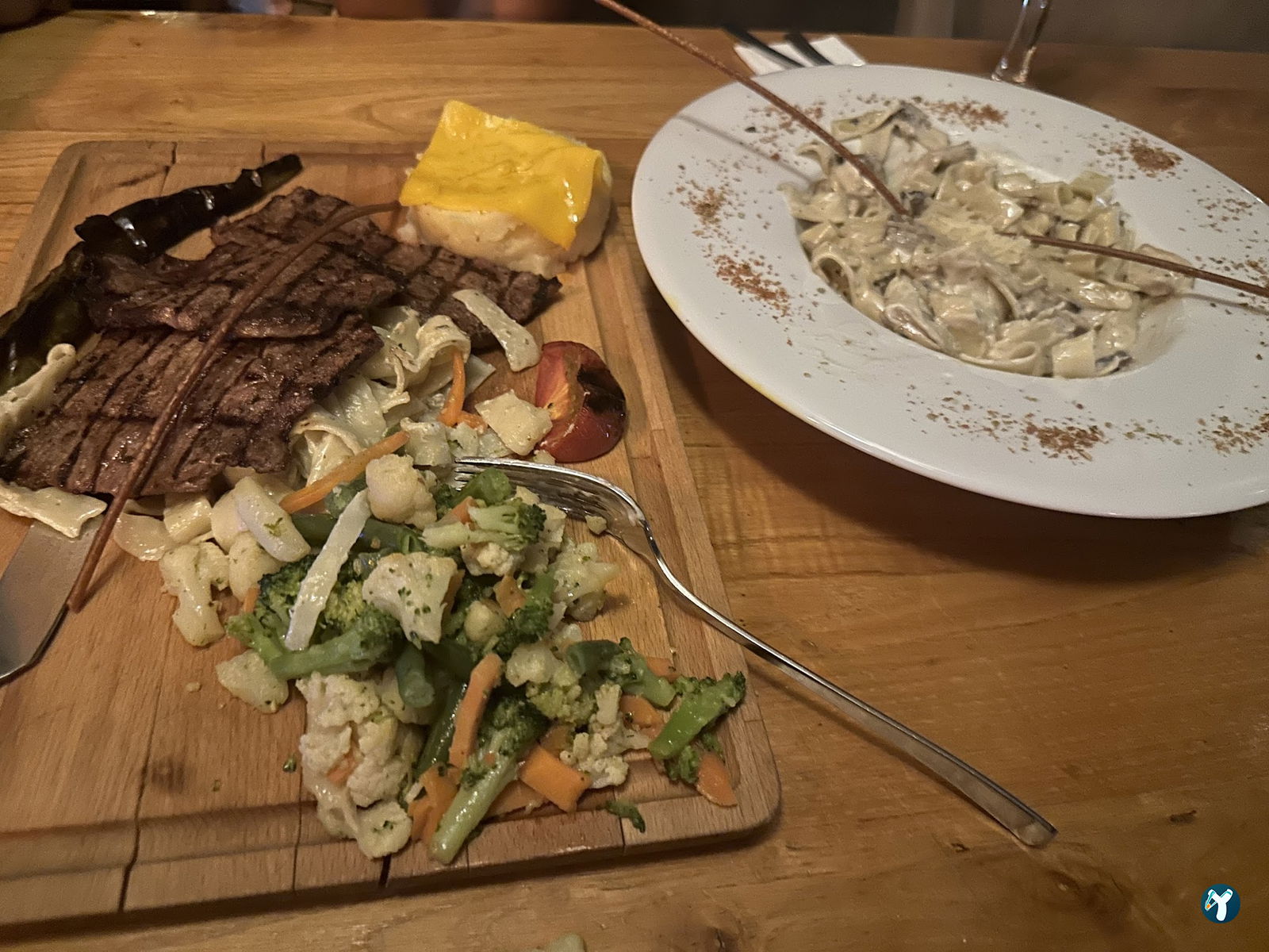 Flz Cafe & Restaurant