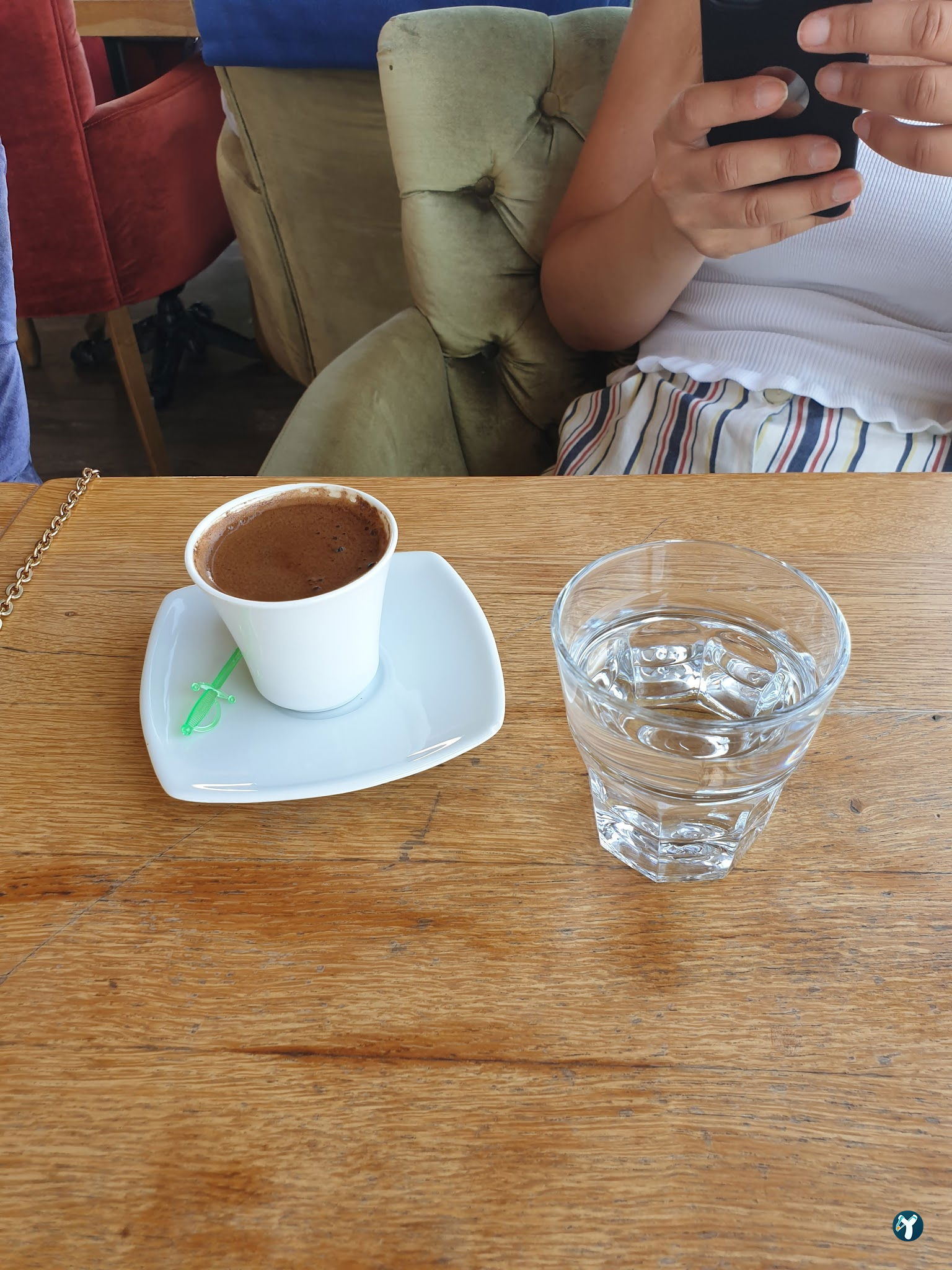 Flz Cafe & Restaurant