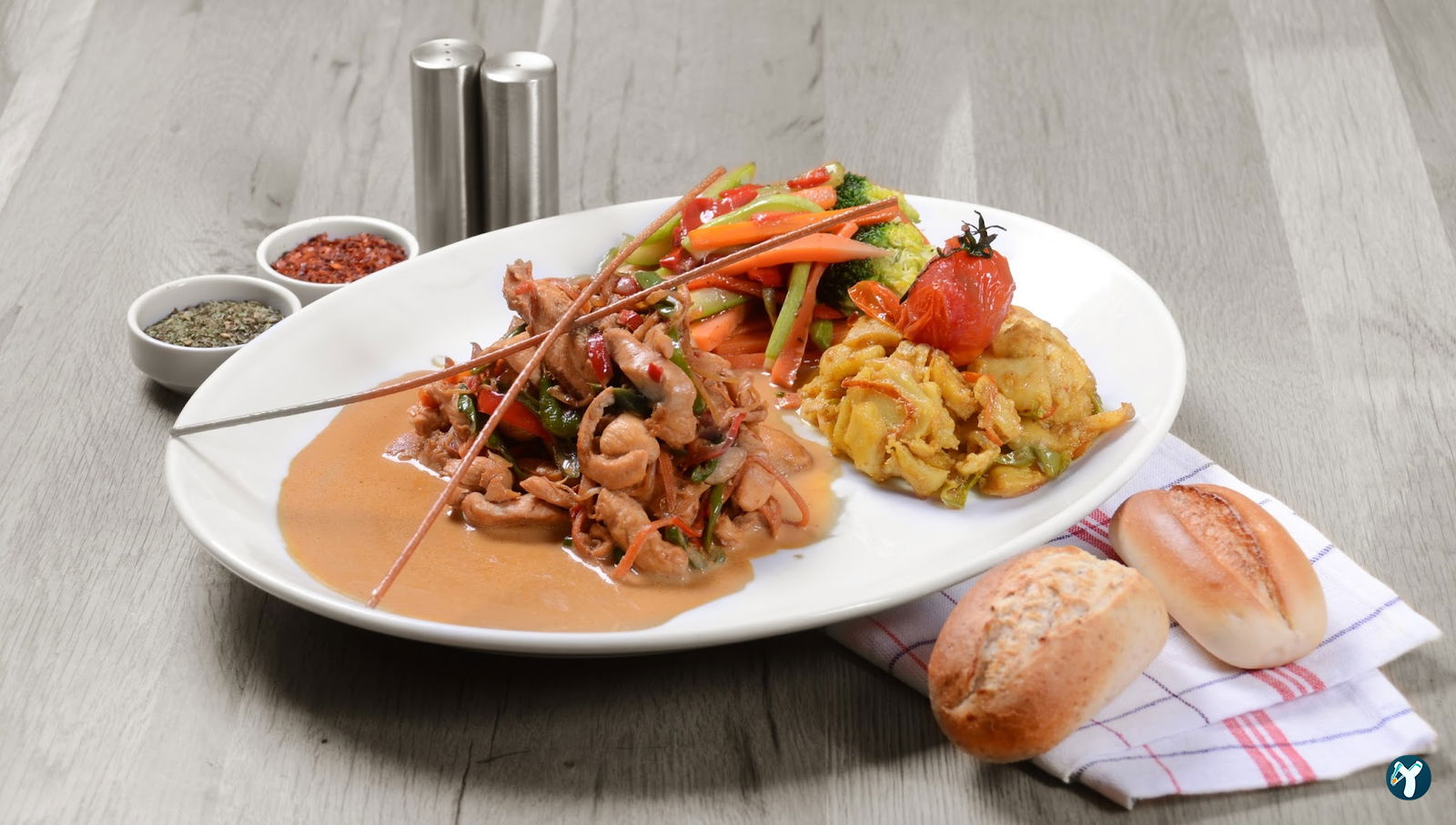 Flz Cafe & Restaurant
