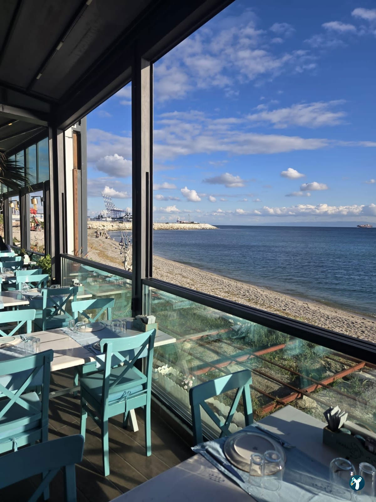 Iskarmoz Restaurant