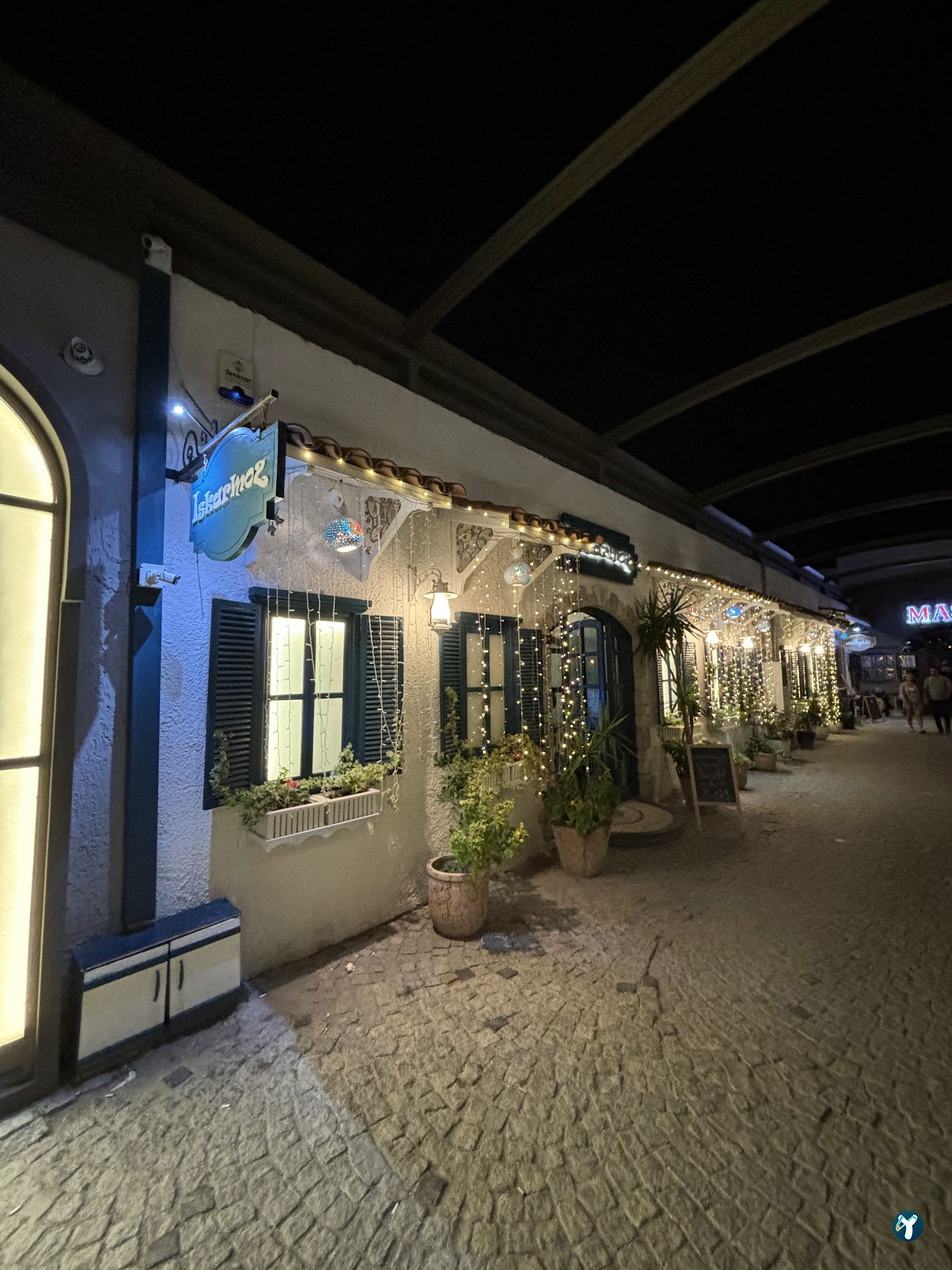 Iskarmoz Restaurant