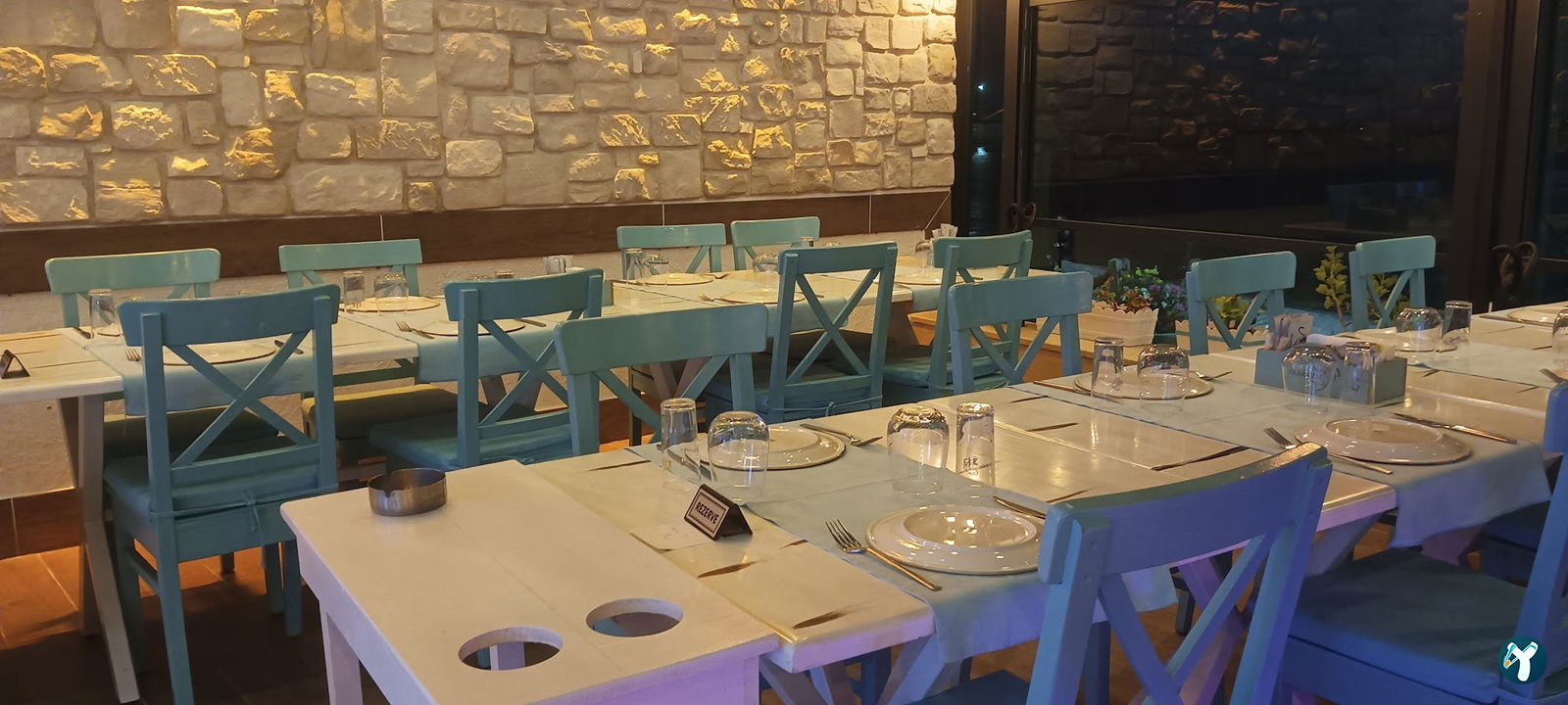 Iskarmoz Restaurant