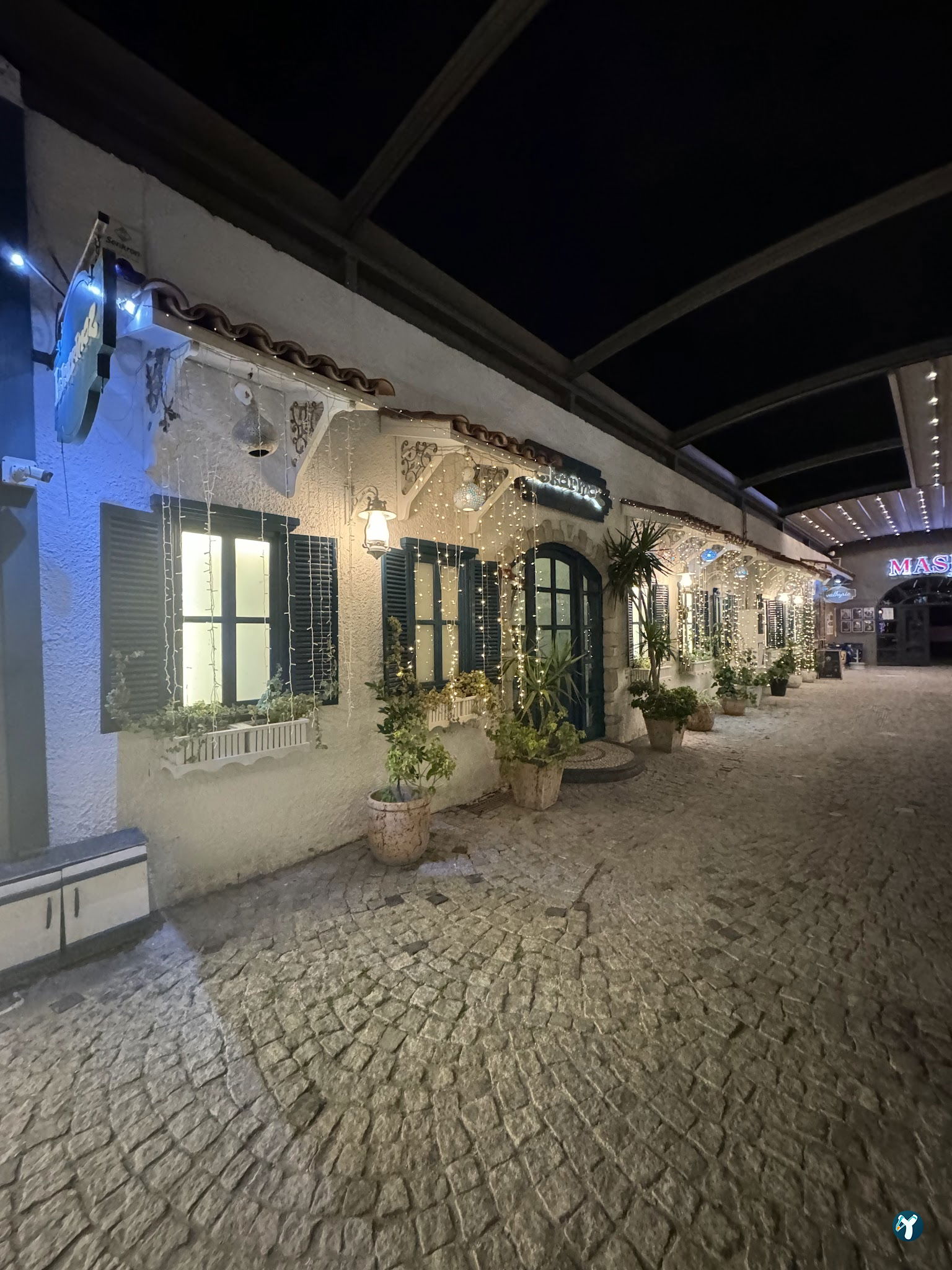 Iskarmoz Restaurant