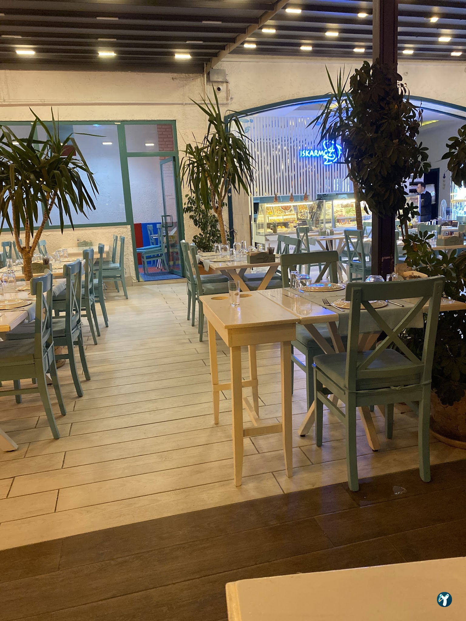 Iskarmoz Restaurant