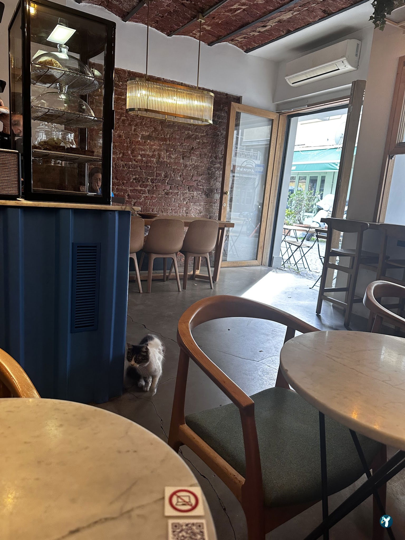 Glow Coffee