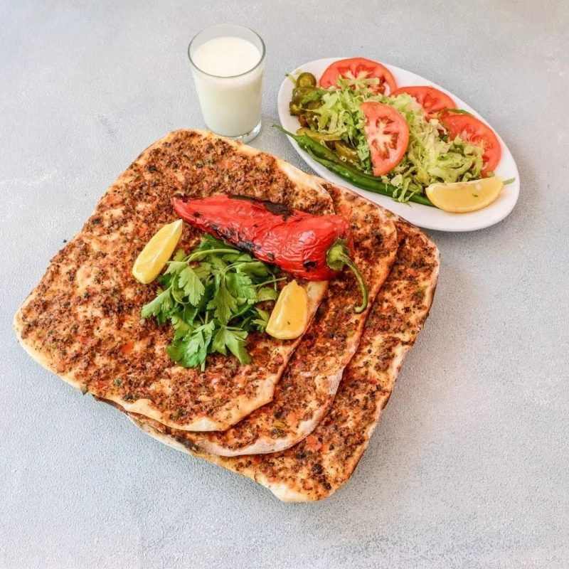 Altıntepsi Pide Lahmacun Döner Salonu