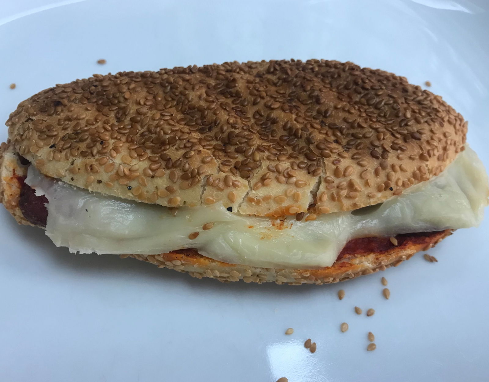 Sucuklu Kaşarlı Tost