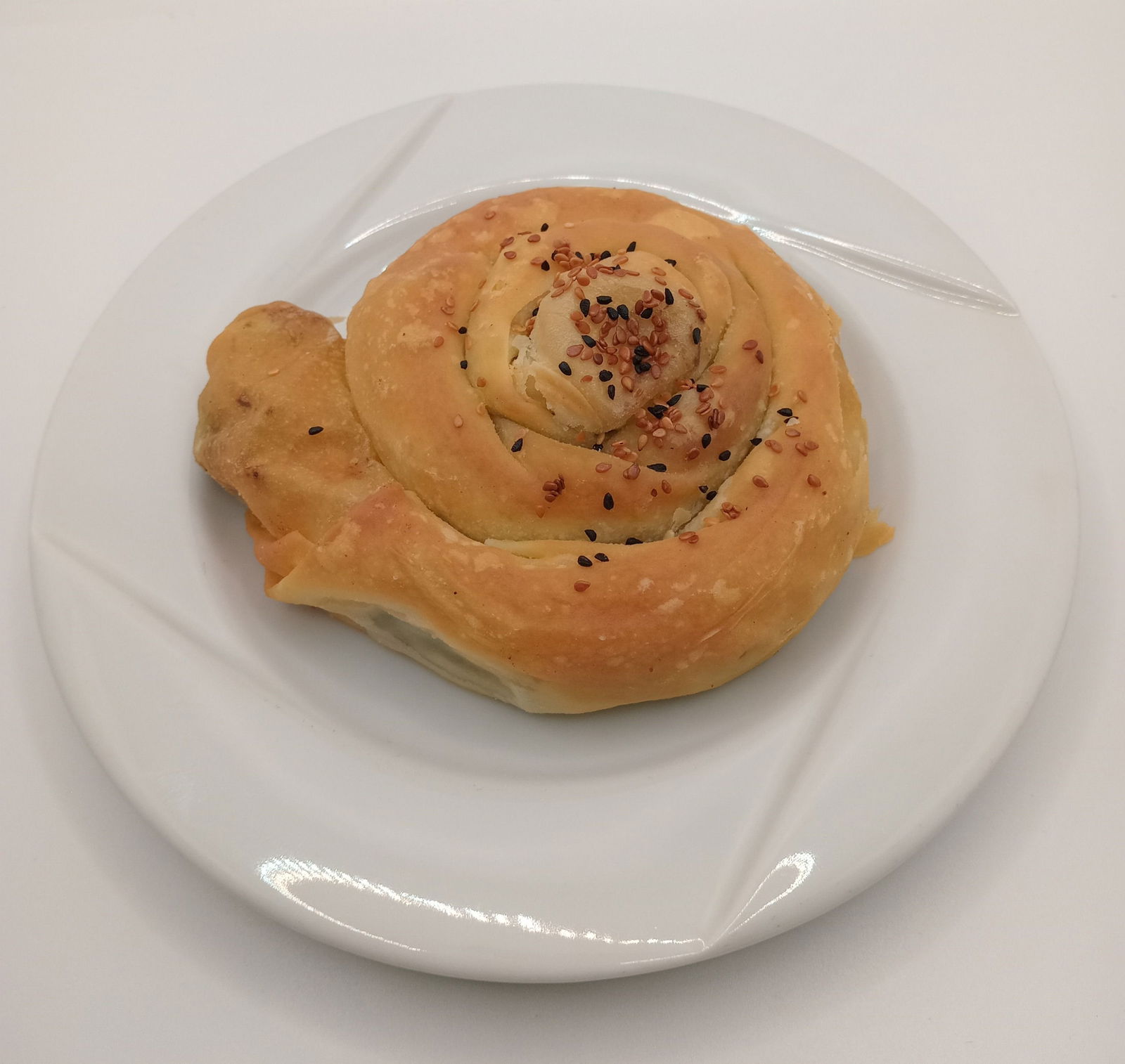 Ispanaklı Peynirli Gül Böreği