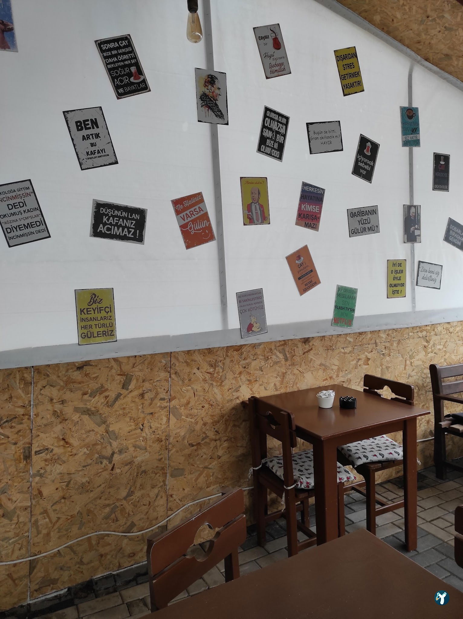 Hepyek Cafe