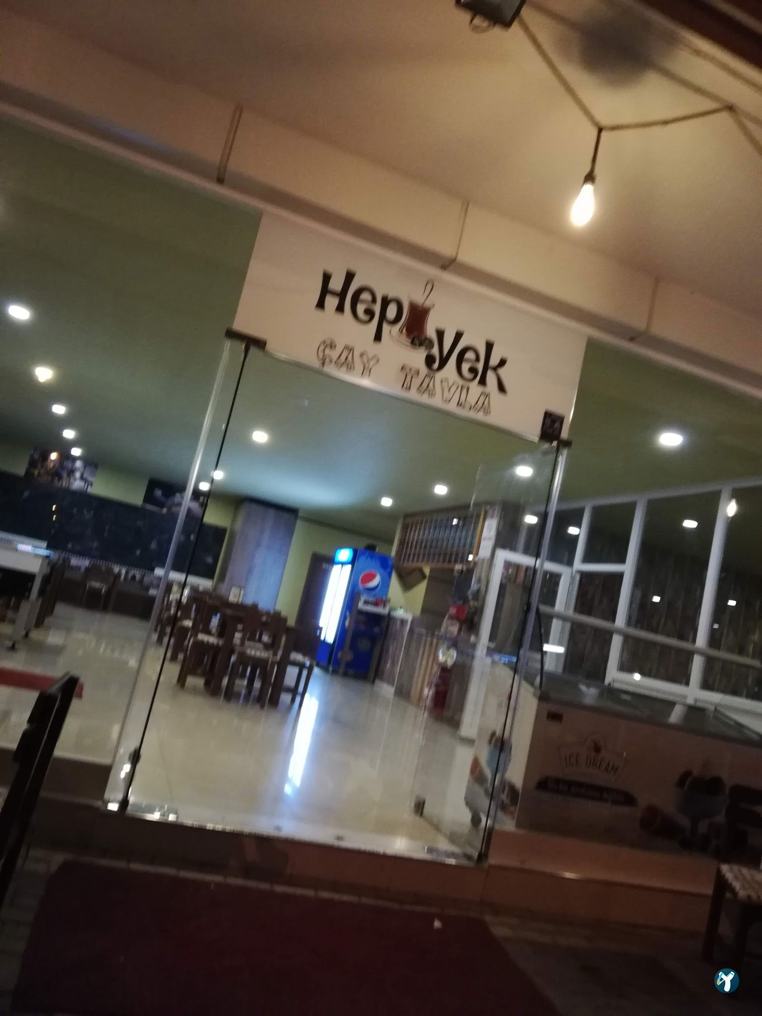 Hepyek Cafe