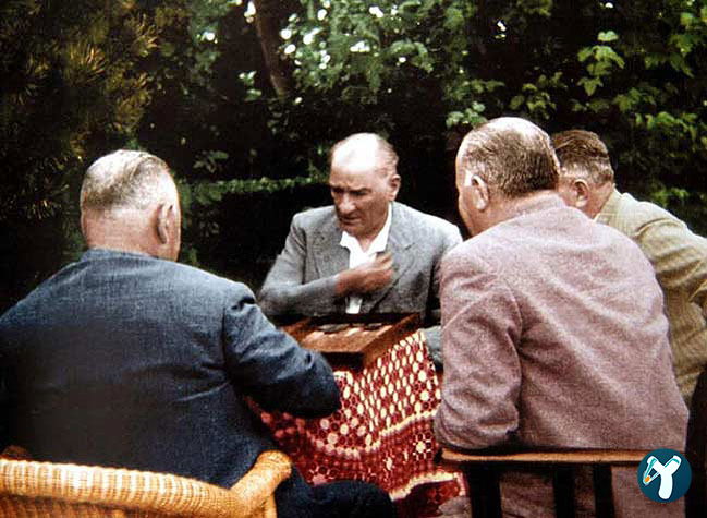 Hepyek Cafe