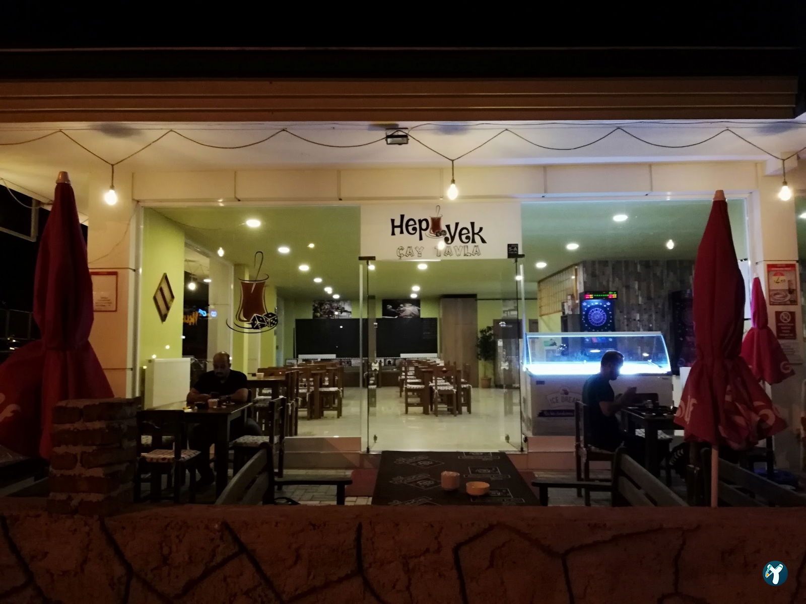 Hepyek Cafe