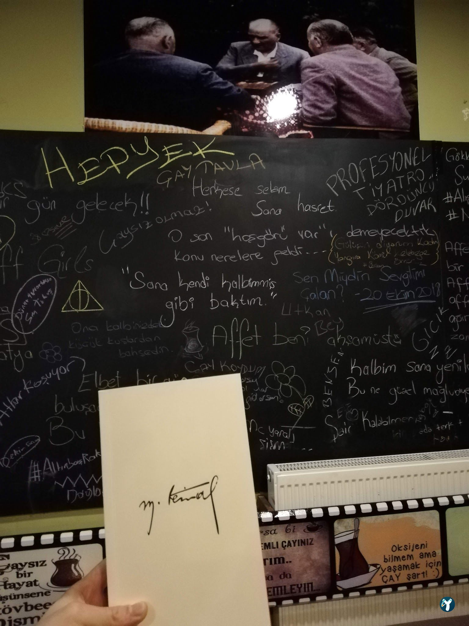 Hepyek Cafe