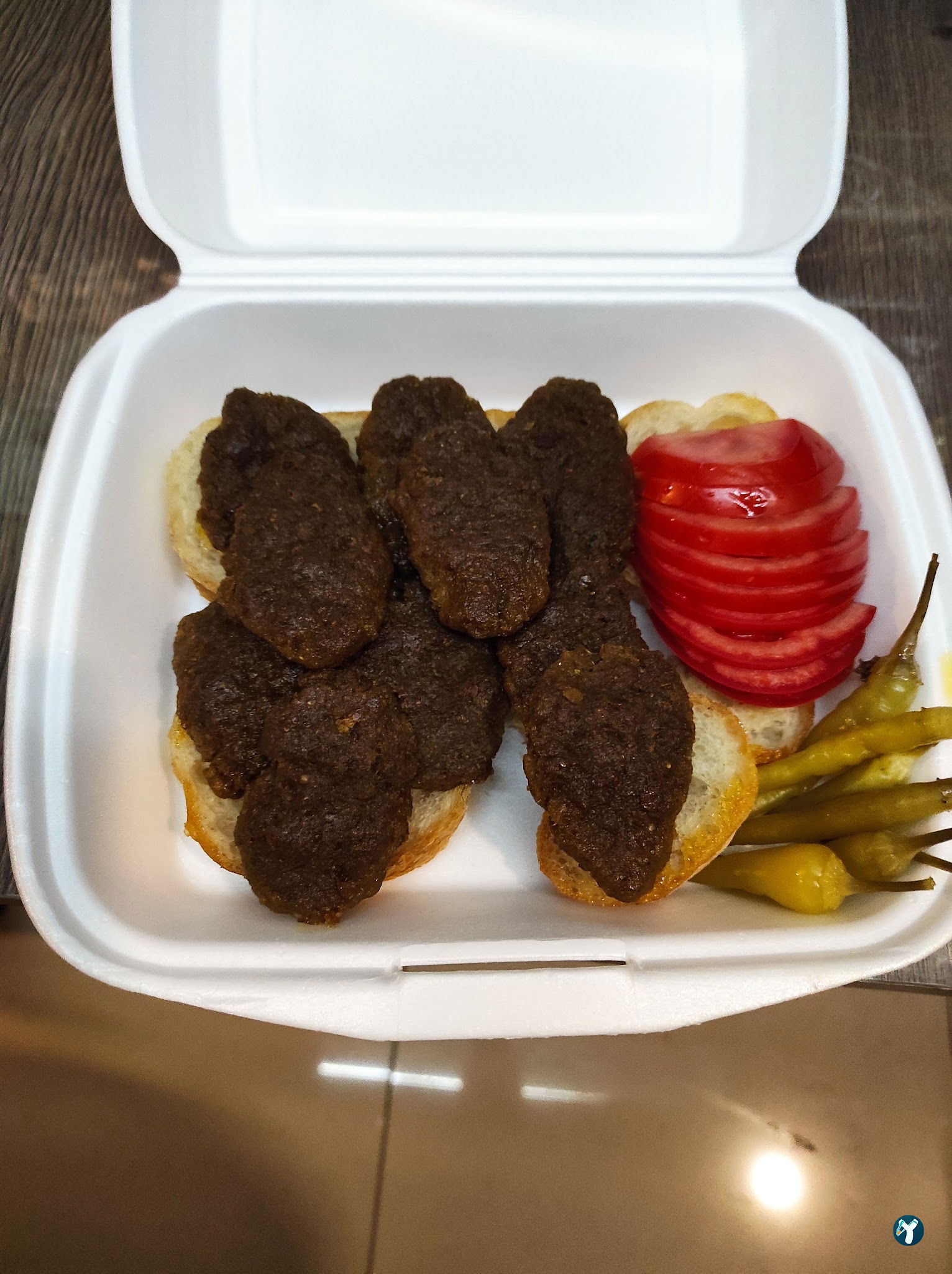 Hepyek Cafe
