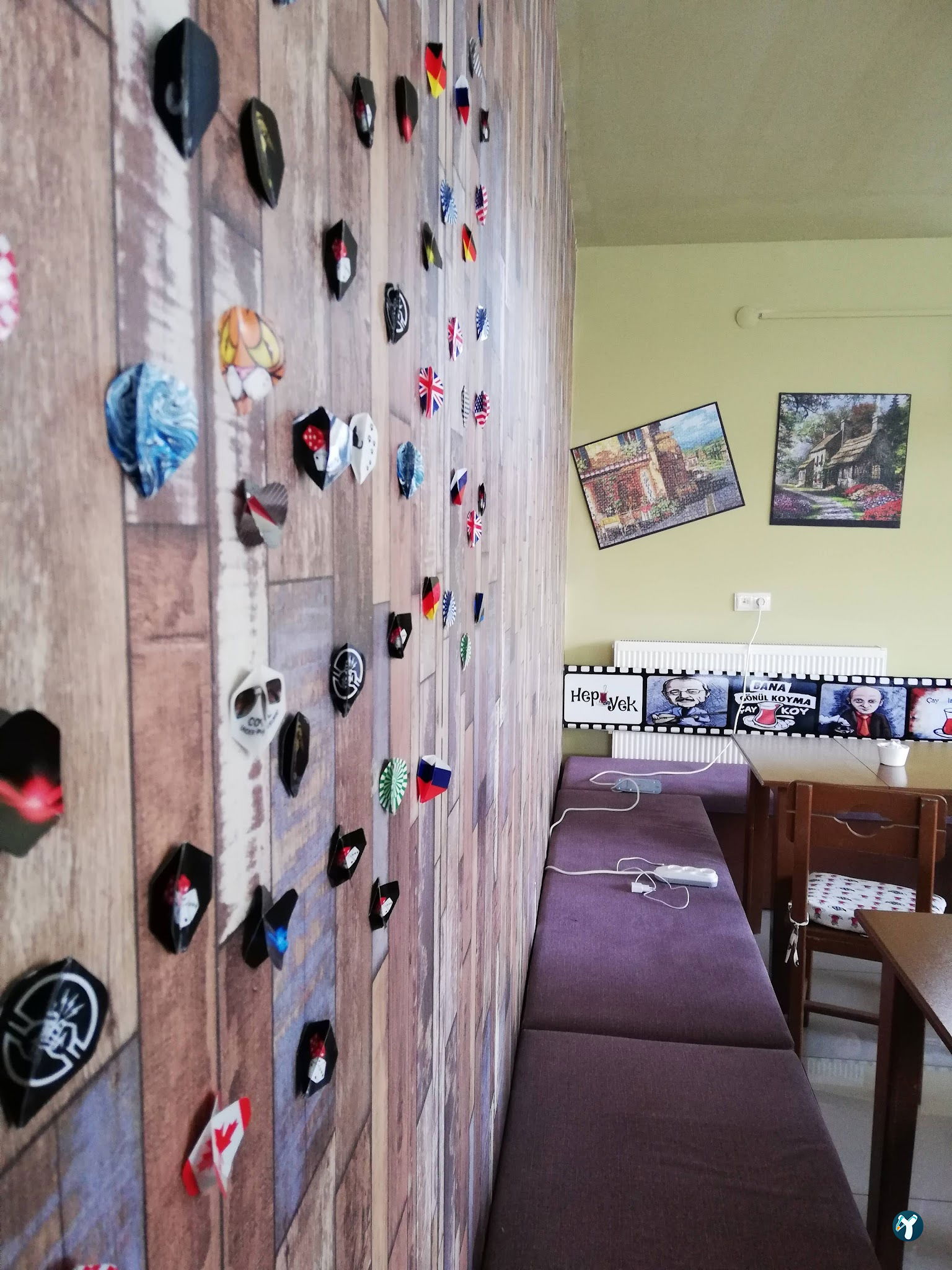Hepyek Cafe