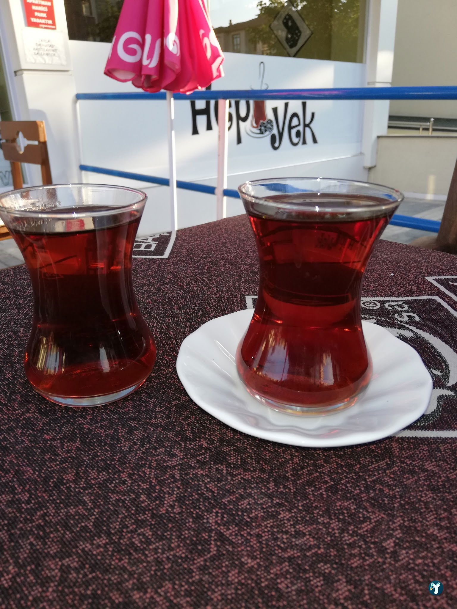 Hepyek Cafe