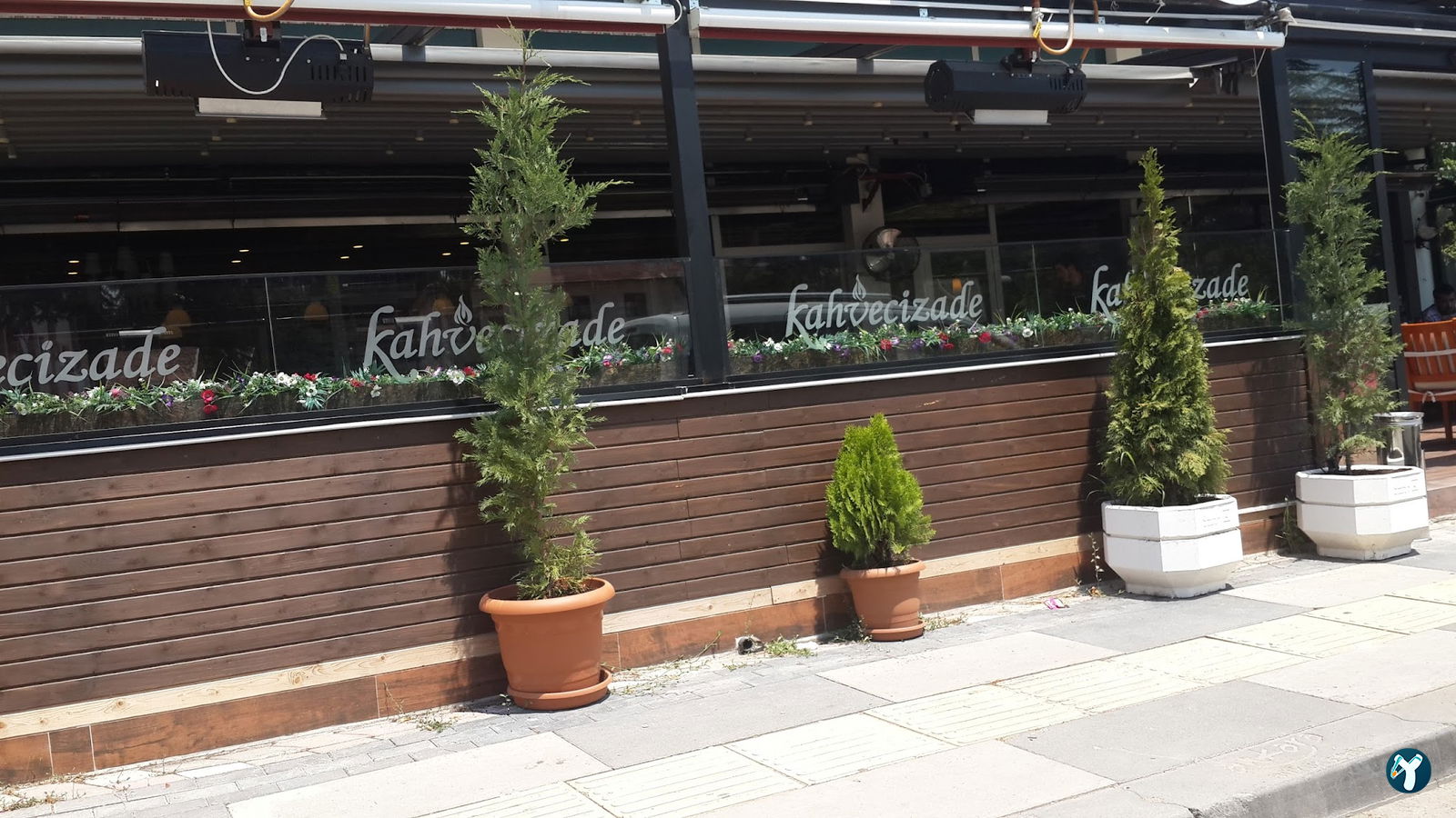 Kahvecizade Cafe