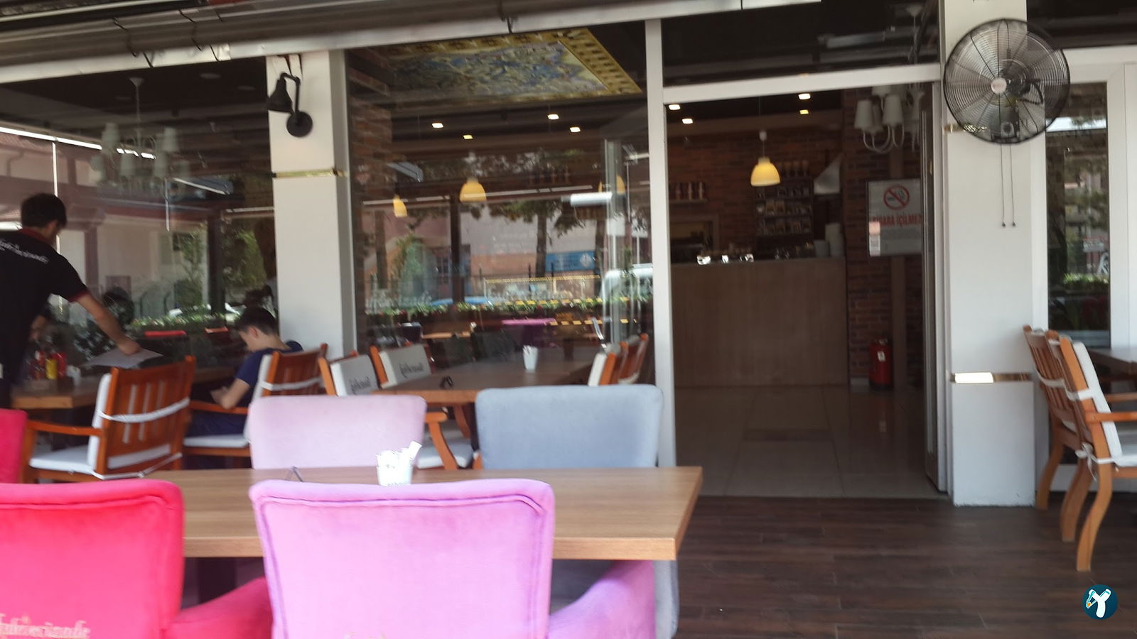 Kahvecizade Cafe