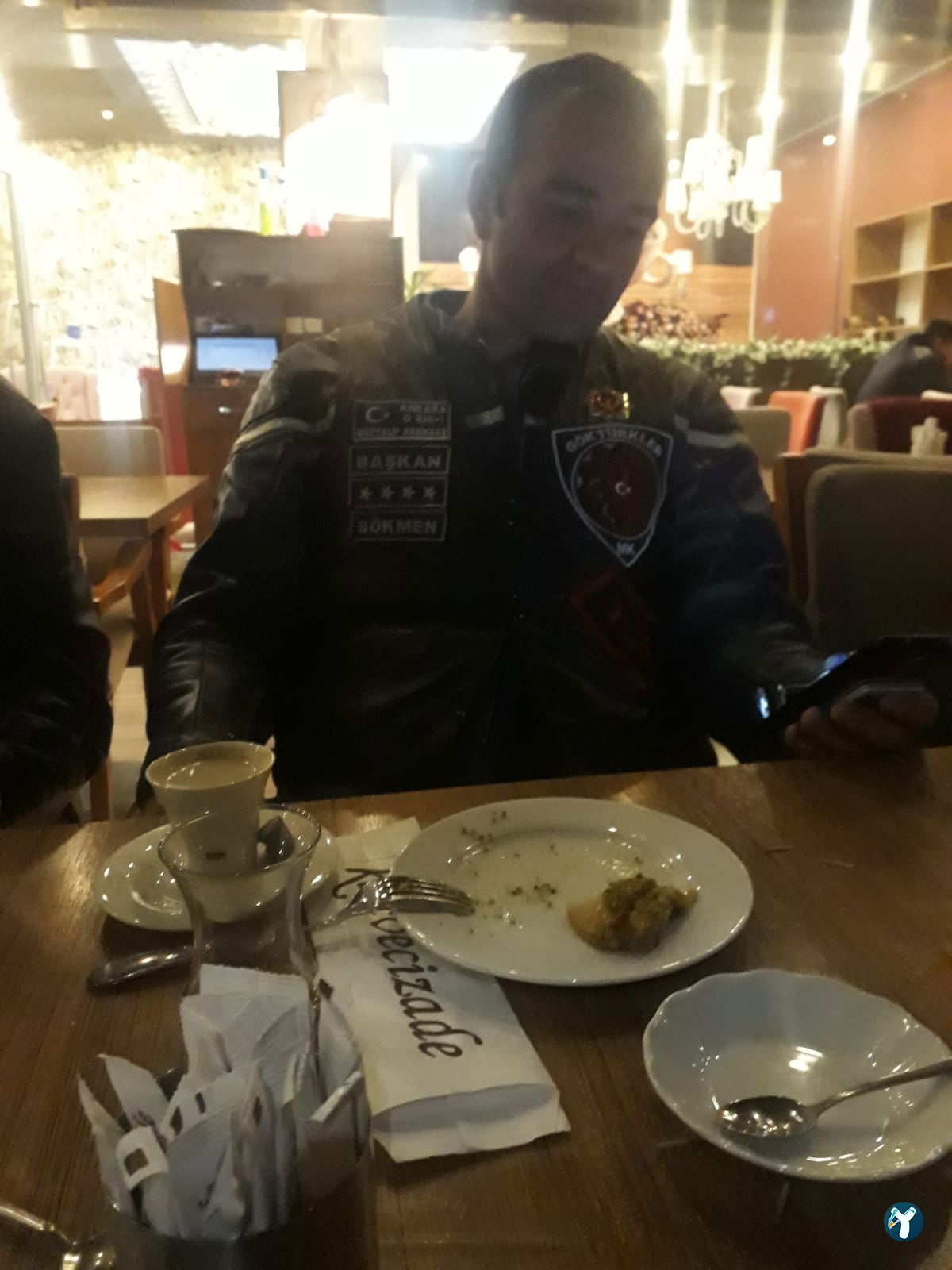 Kahvecizade Cafe