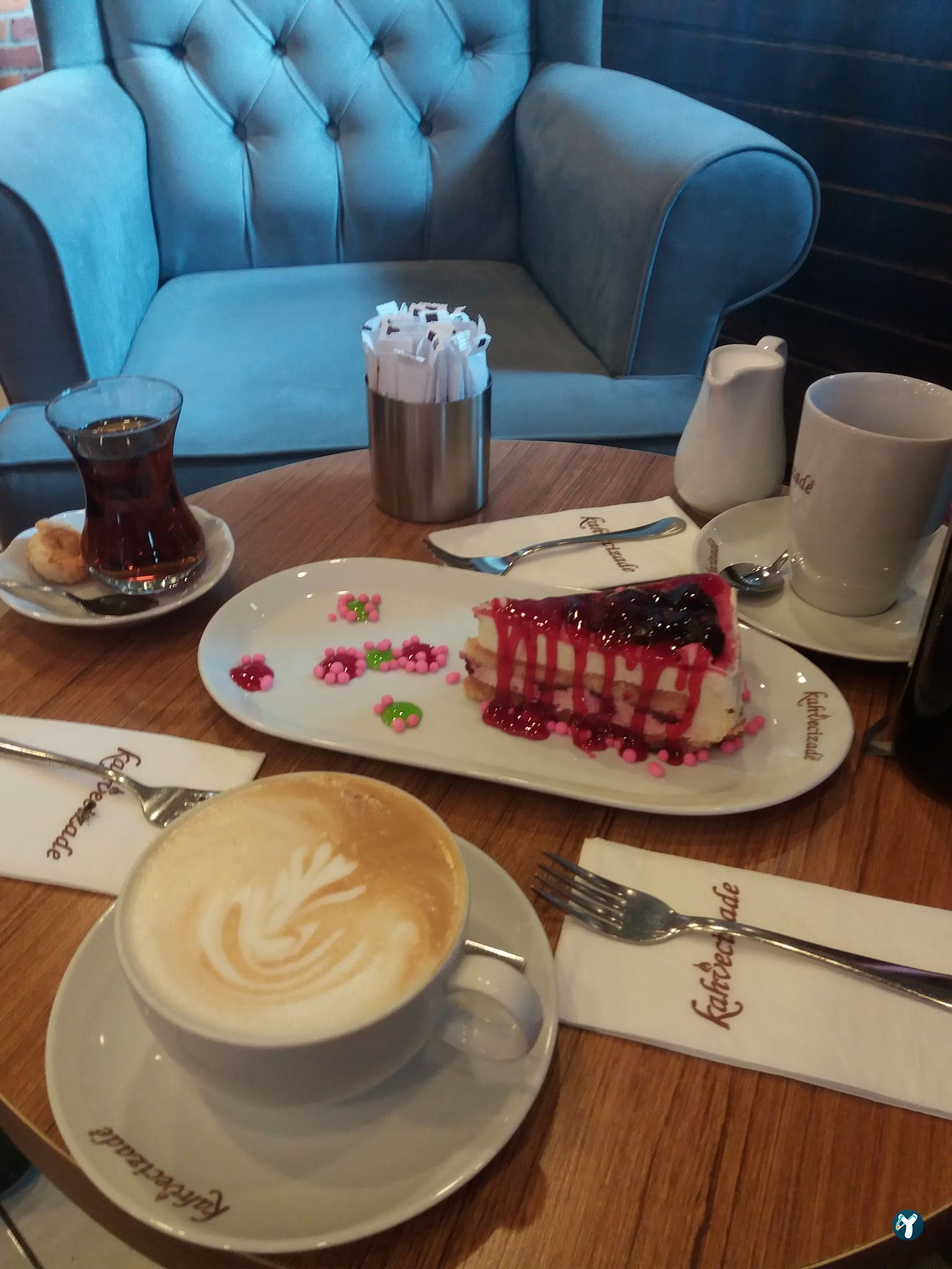 Kahvecizade Cafe