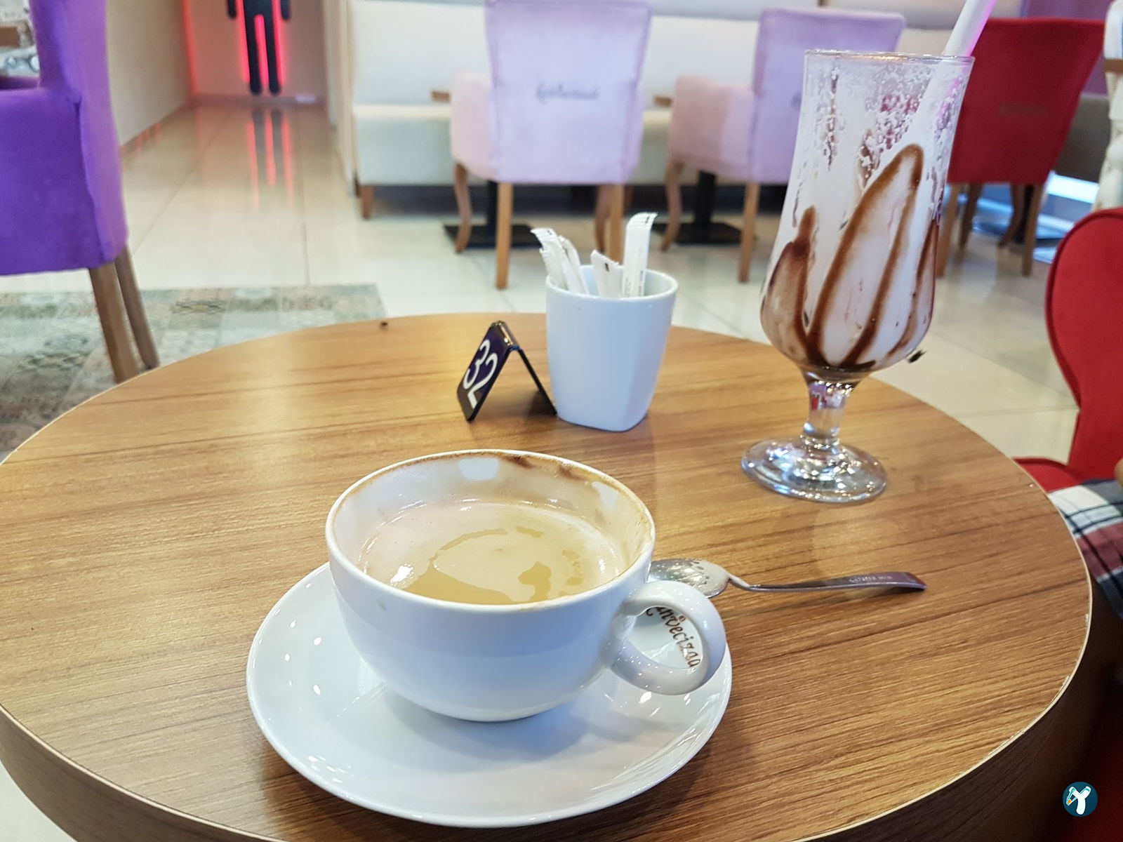 Kahvecizade Cafe