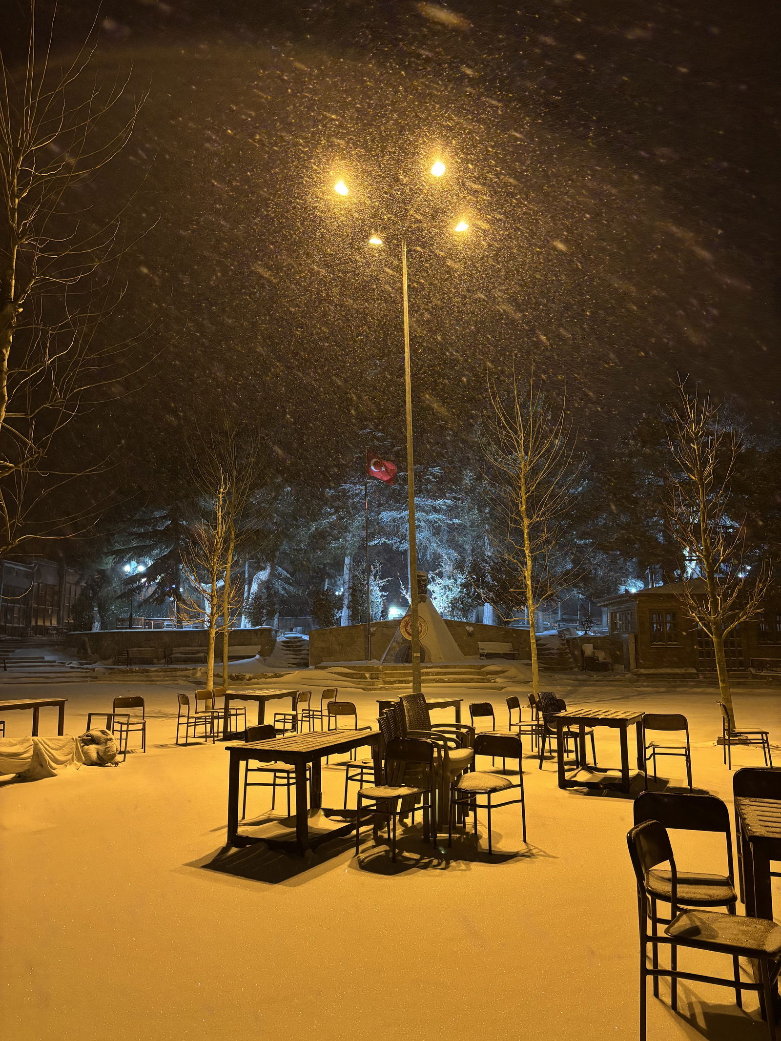 Gelveri̇ Ruhi̇ Cafe