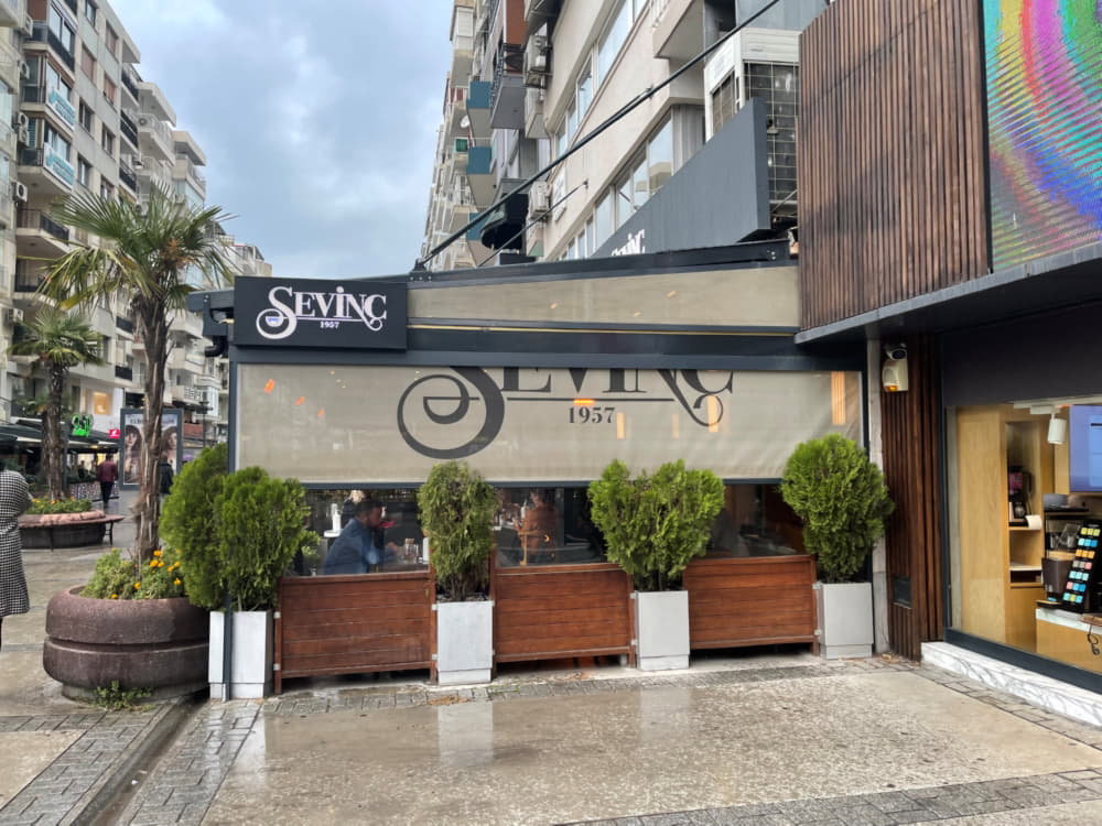 Sevinç Pastanesi - Alsancak