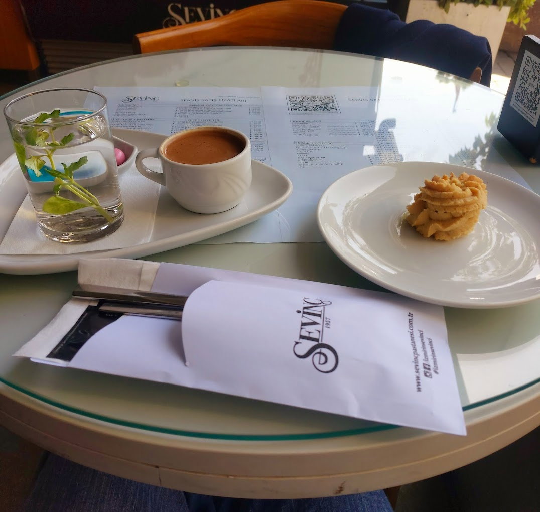 Sevinç Pastanesi - Alsancak