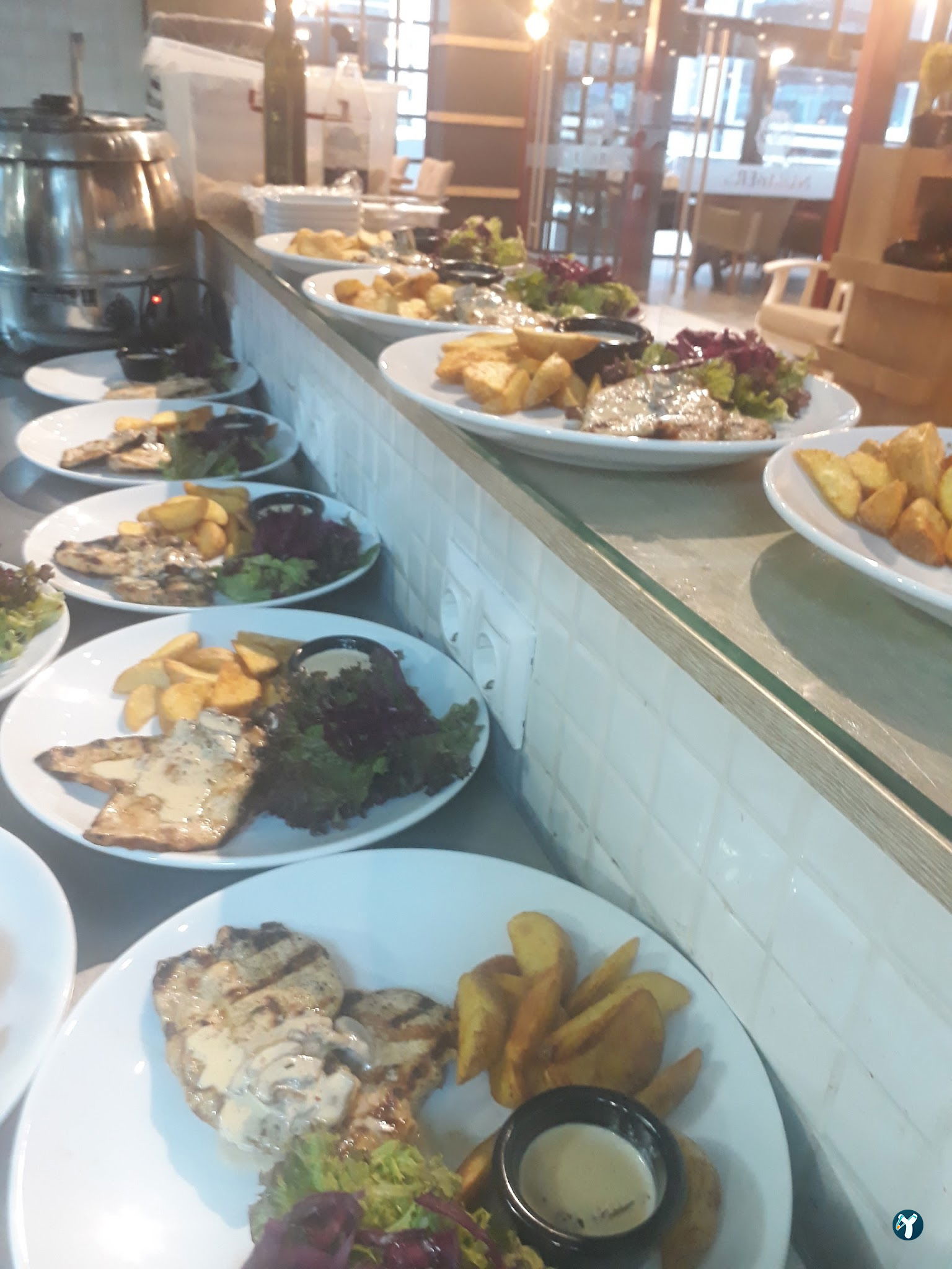 Number'S Cafe & Restaurant