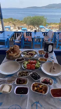 Taş Ev Balık Et ve Kahvaltı Salonu resimleri