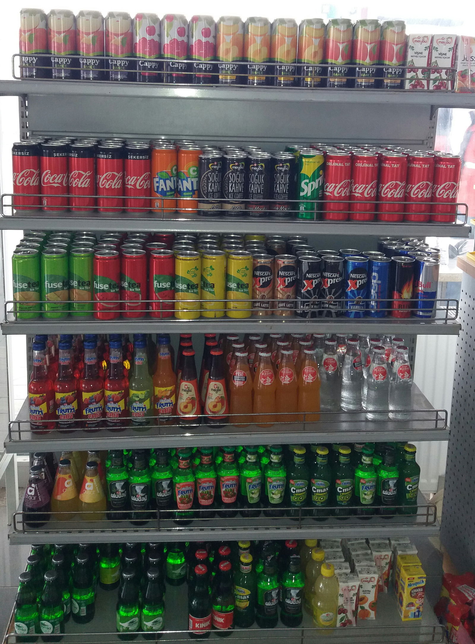 Tiryakioğlu Restaurant/Market