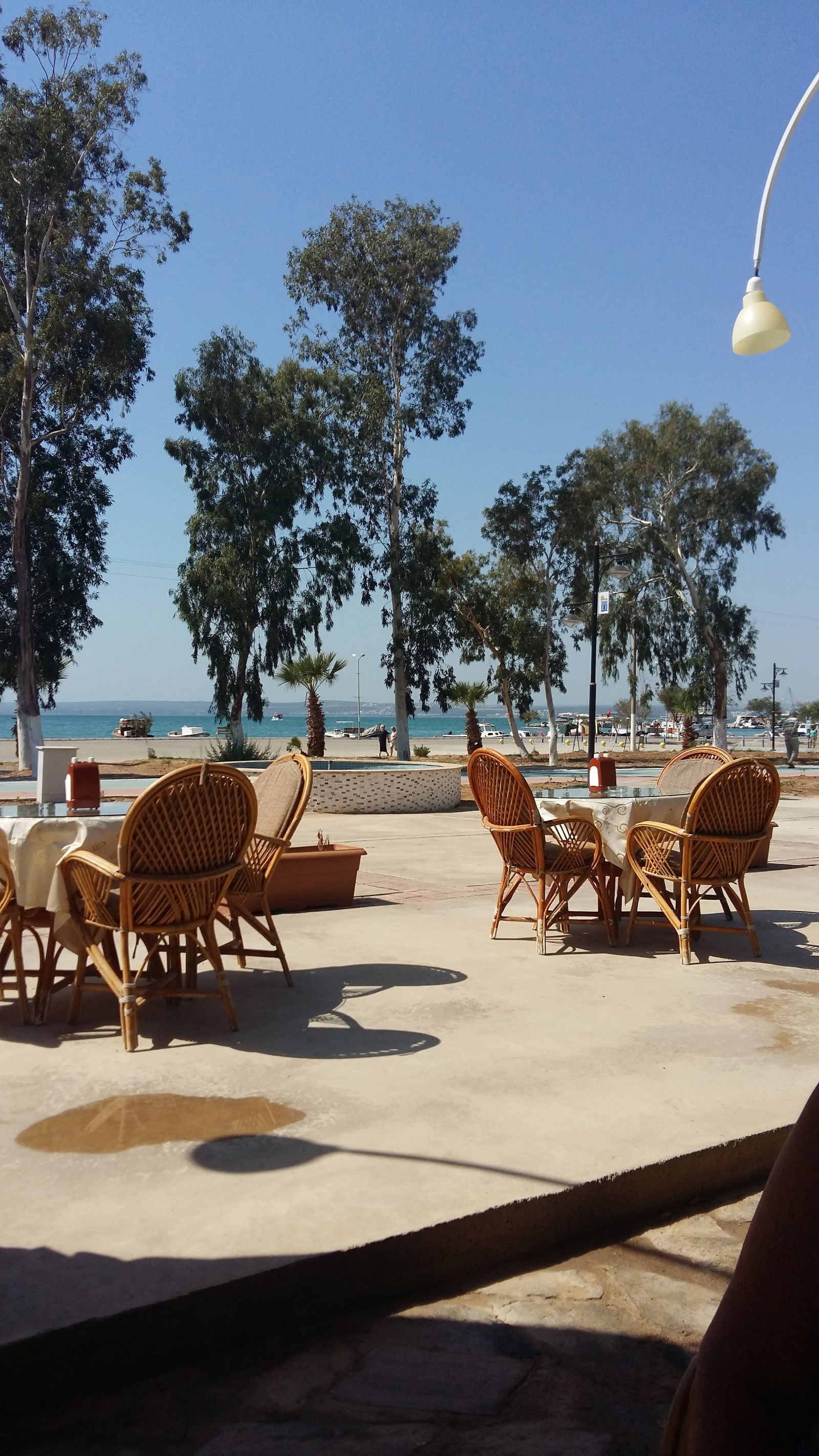 Akvaryum Cafe Restaurant