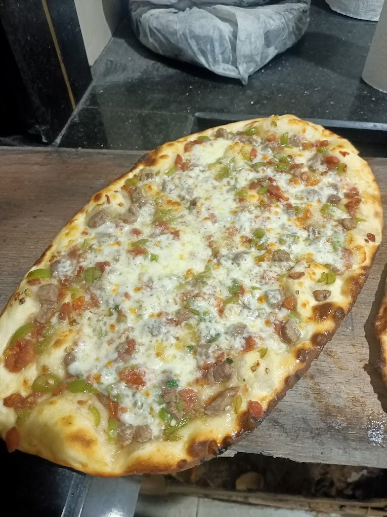 Aksay pide Ürkmez subesi