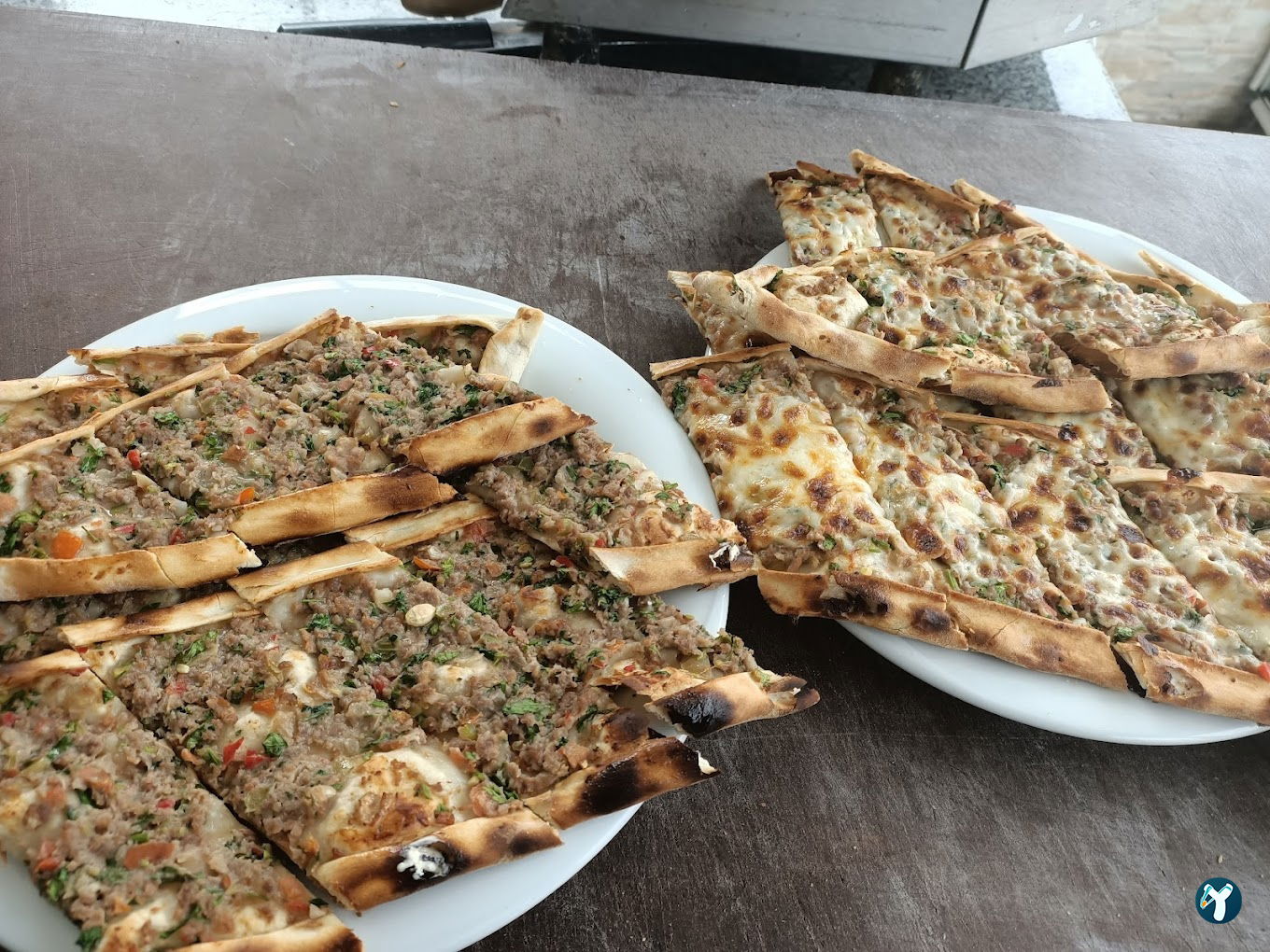 Aksay pide Ürkmez subesi