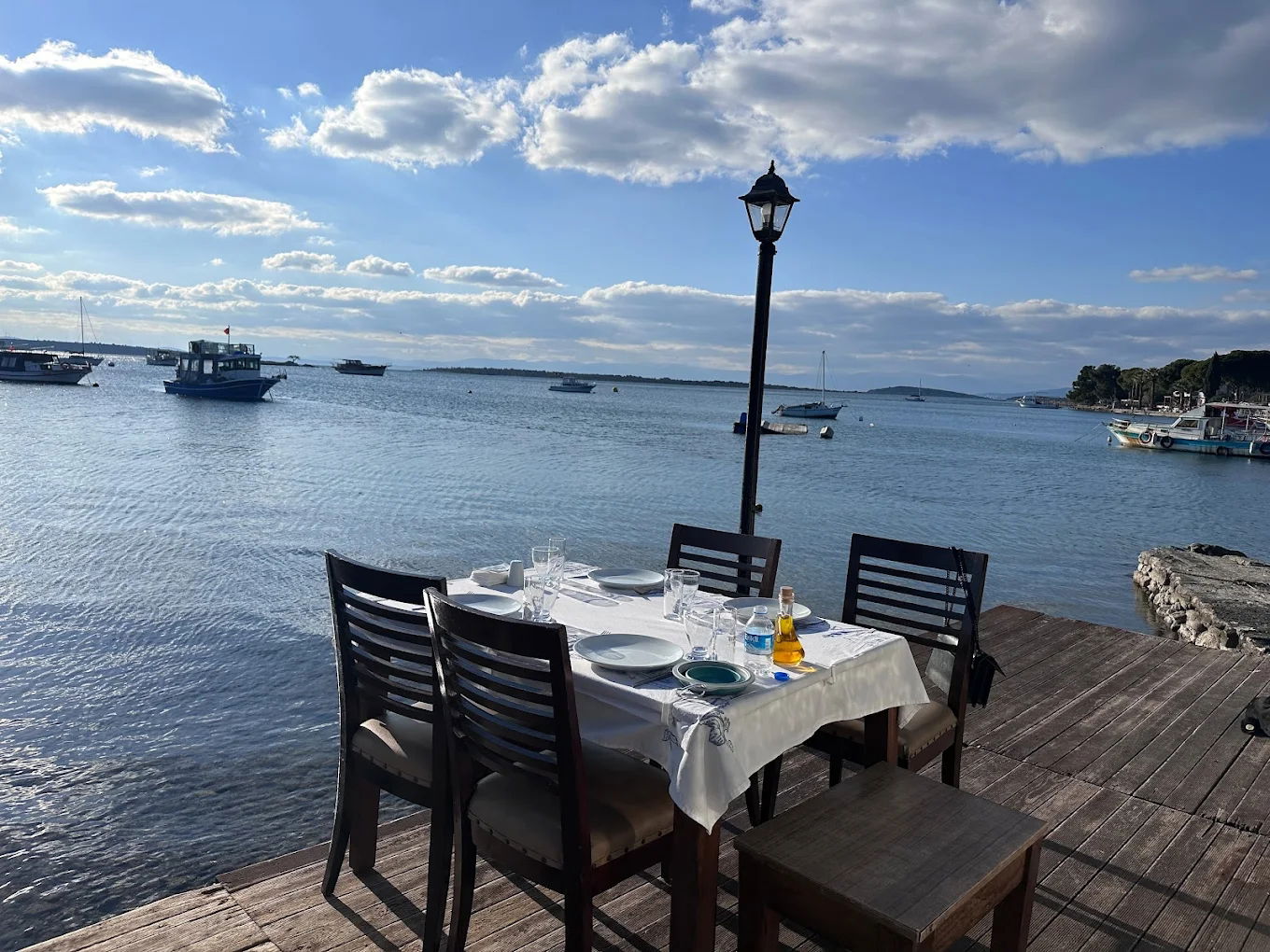 Ali'nin Yeri Ildır Balık Restoranı